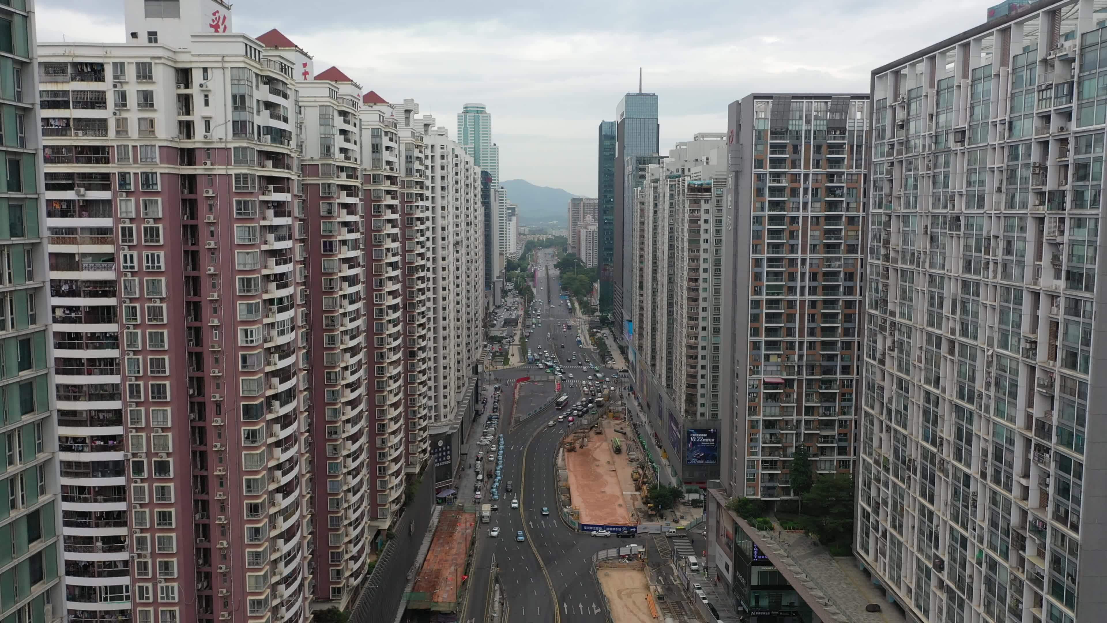 深圳福田中心区岗厦村视频素材画面1