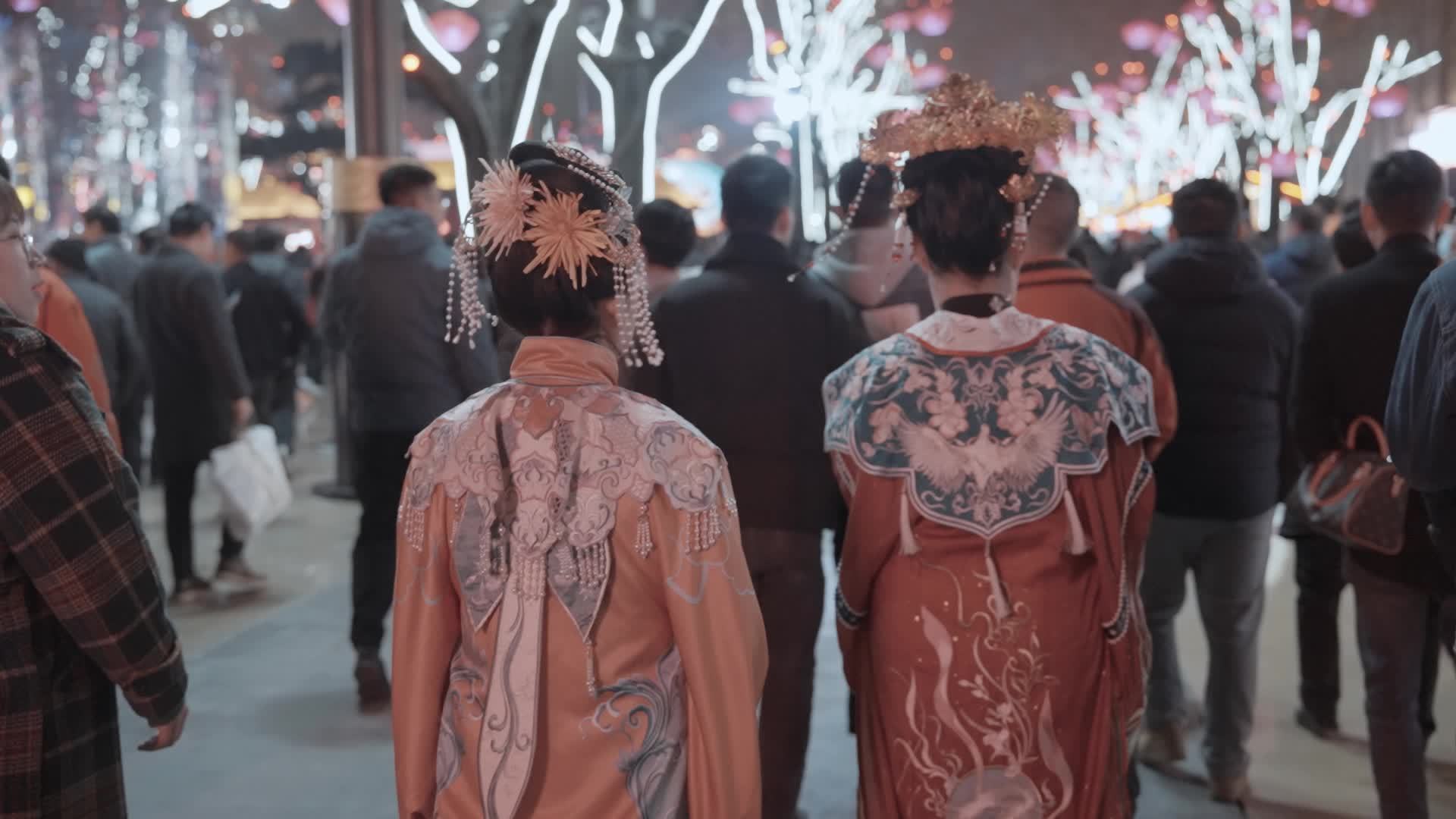 西安大唐不夜城视频素材画面1