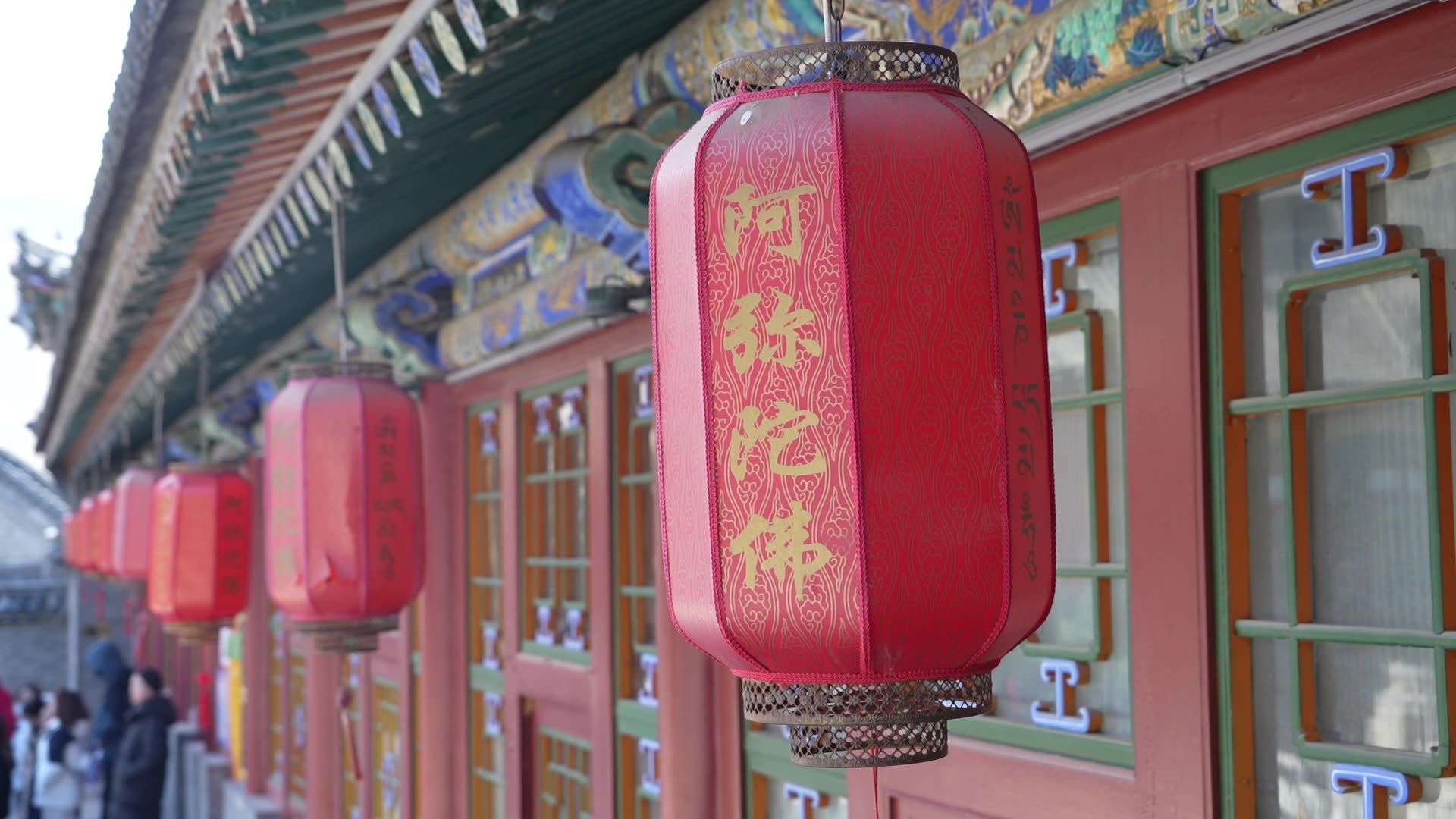 寺院红色灯笼群实拍视频素材画面4