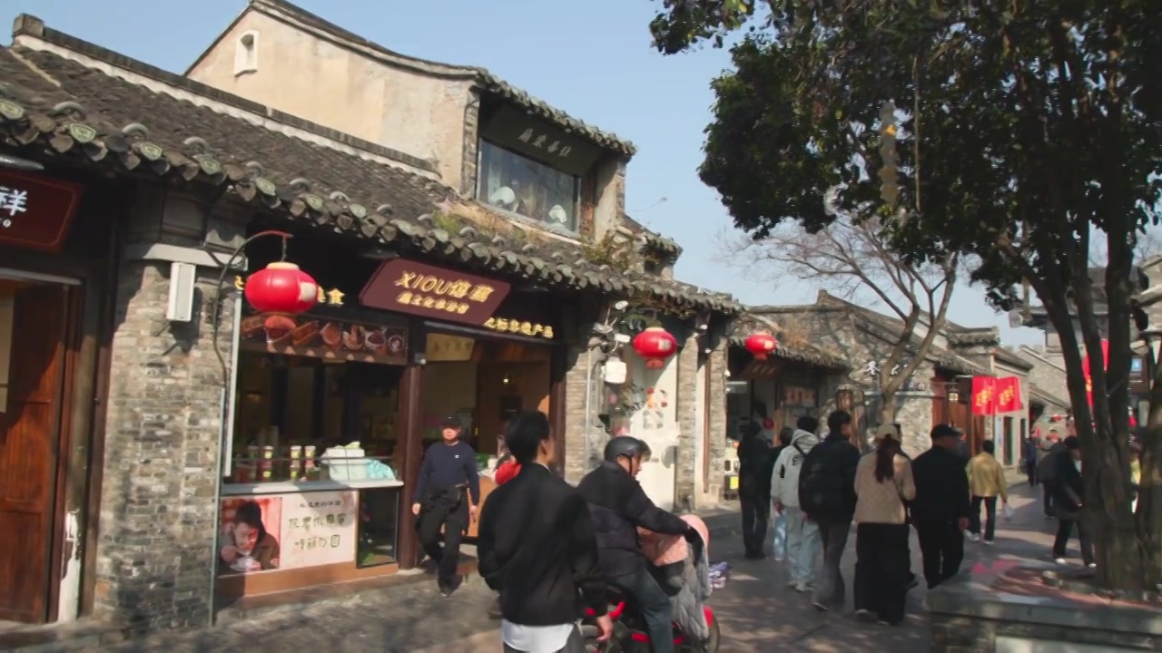 【合集】扬州非遗文化美食街东关街古风建筑视频素材画面1