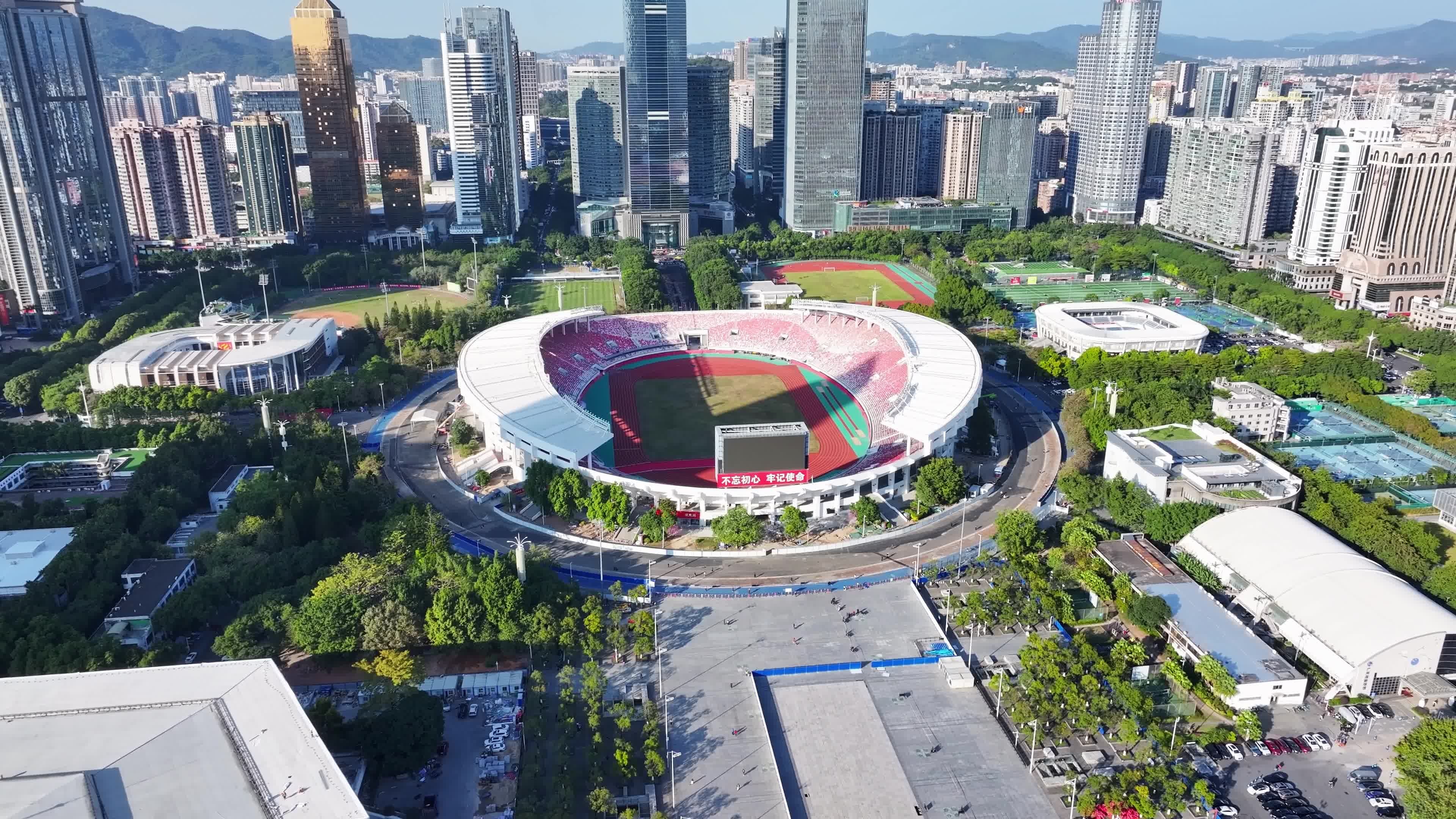 广州天河体育中心航拍视频素材画面1