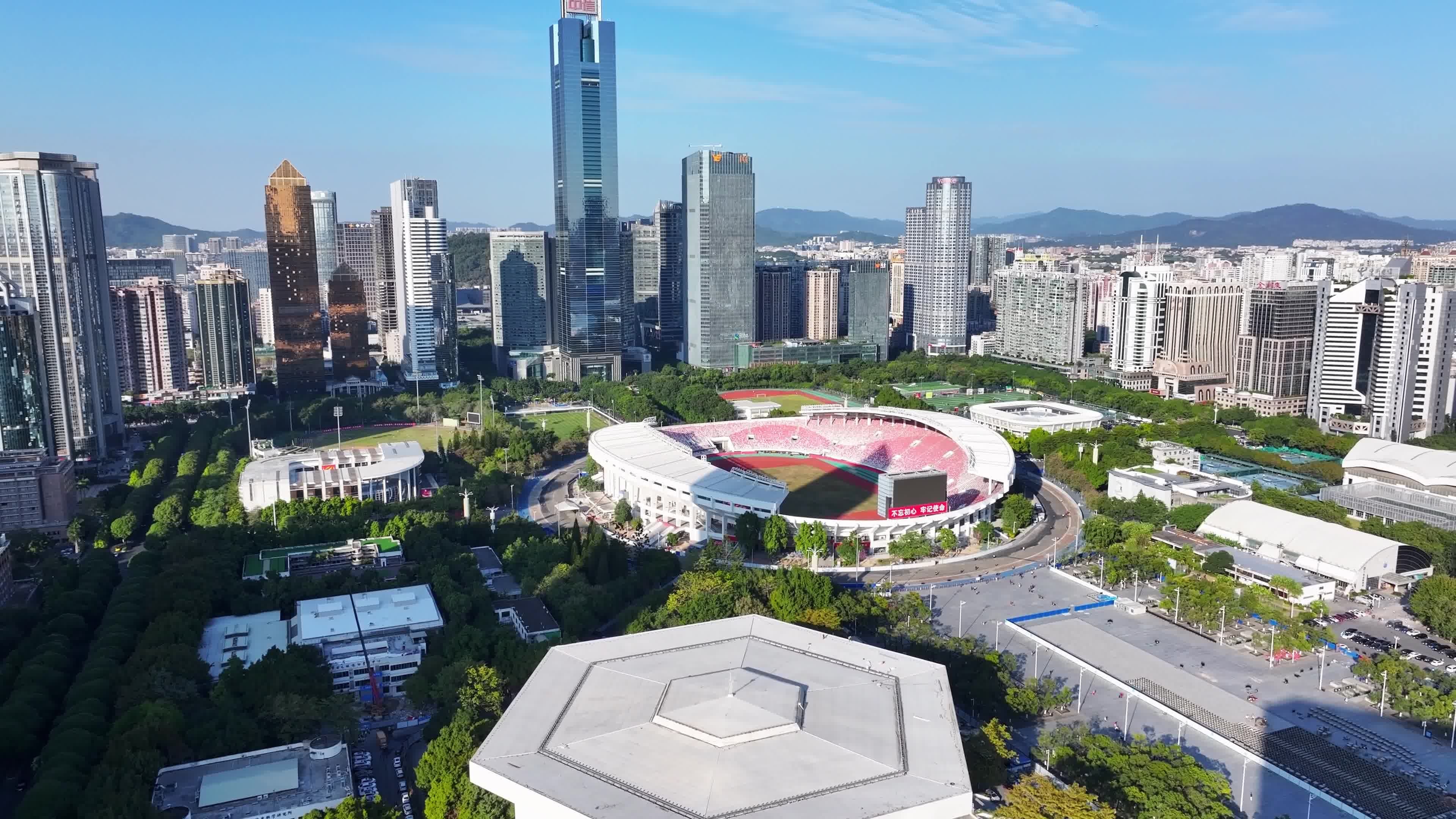 广州天河体育中心航拍视频素材画面2