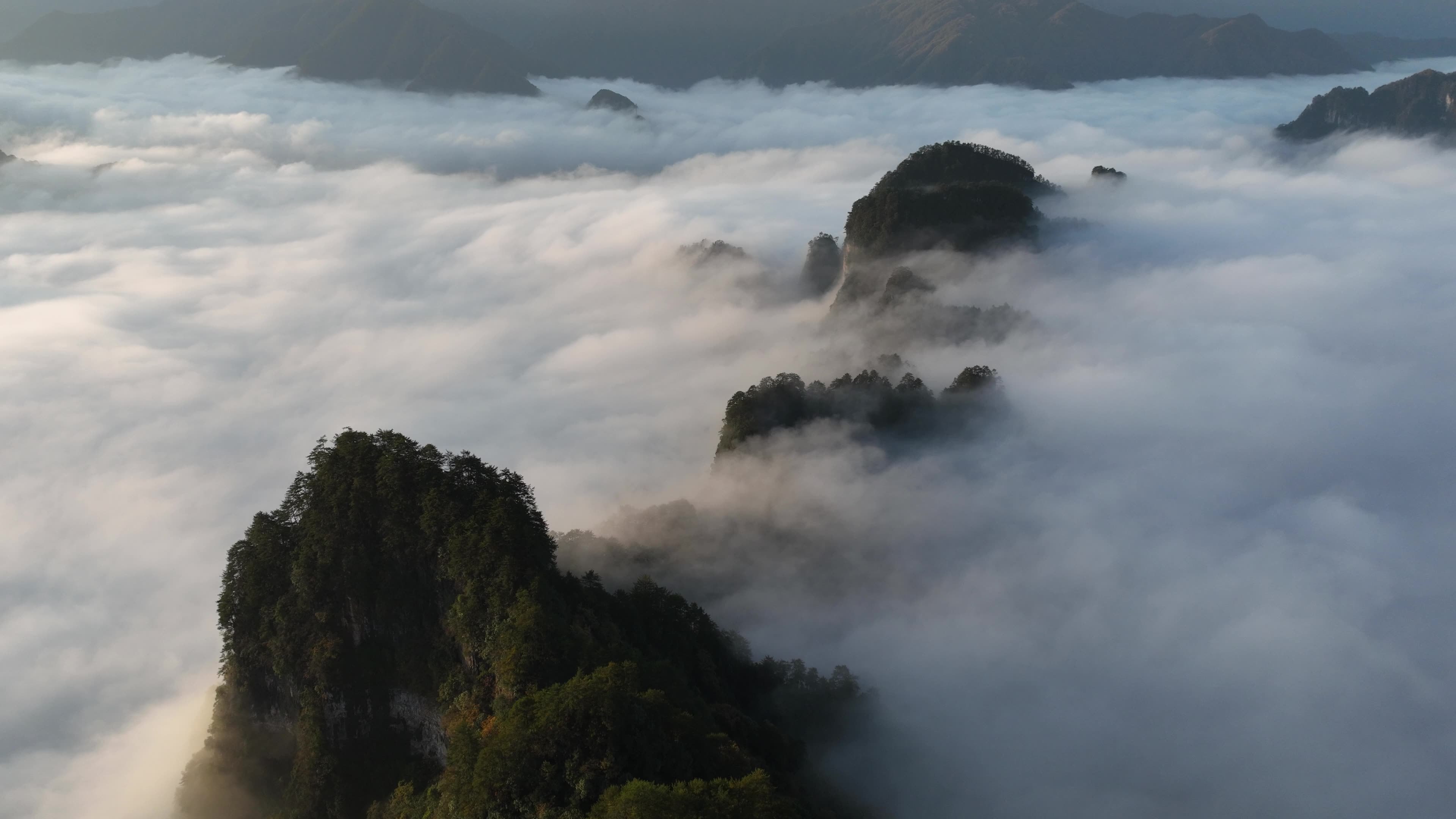 巴中光雾山燕子岭云海视频素材画面1