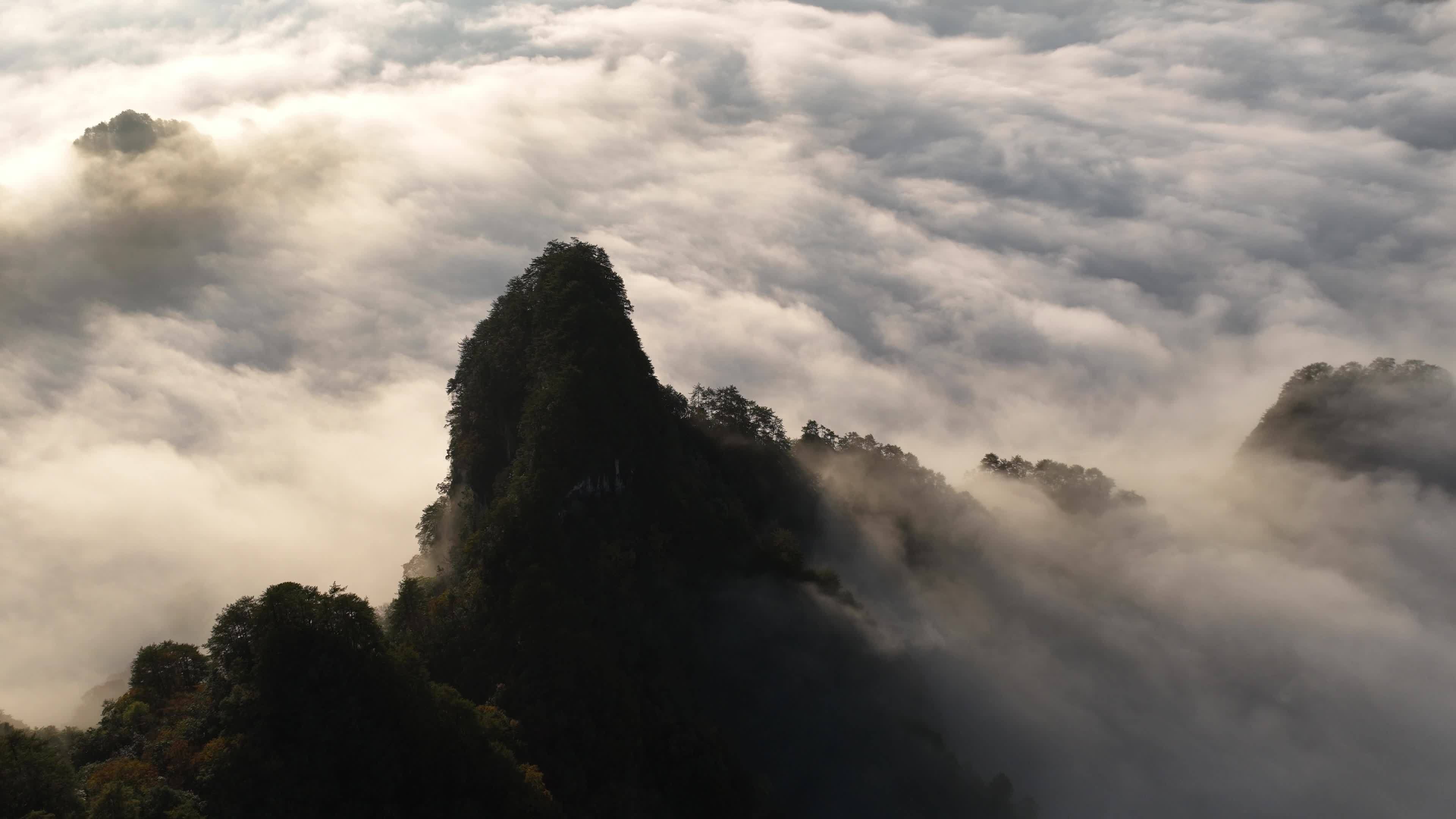 巴中光雾山燕子岭云海视频素材画面4