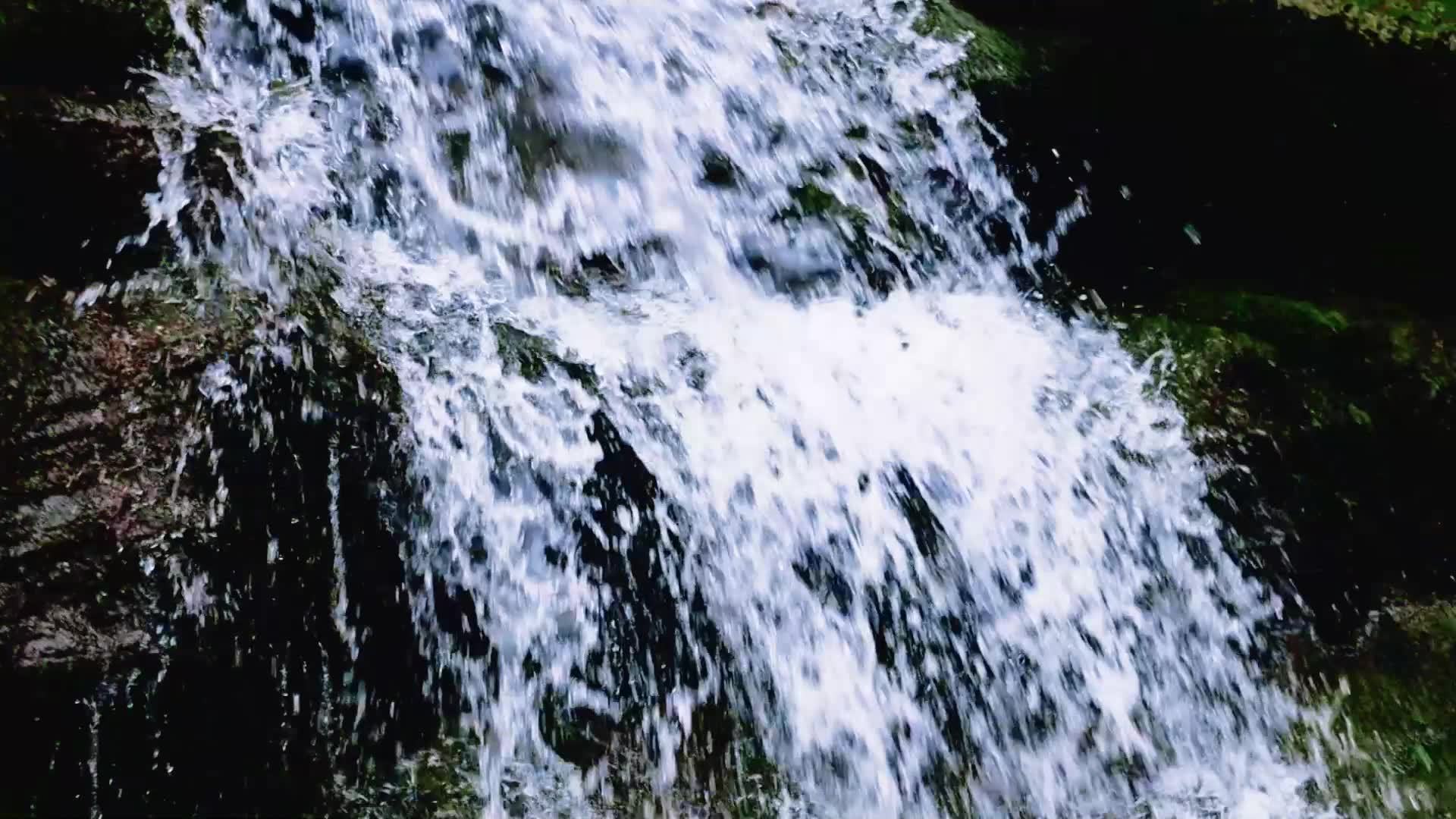 天台山瀑布视频素材画面4