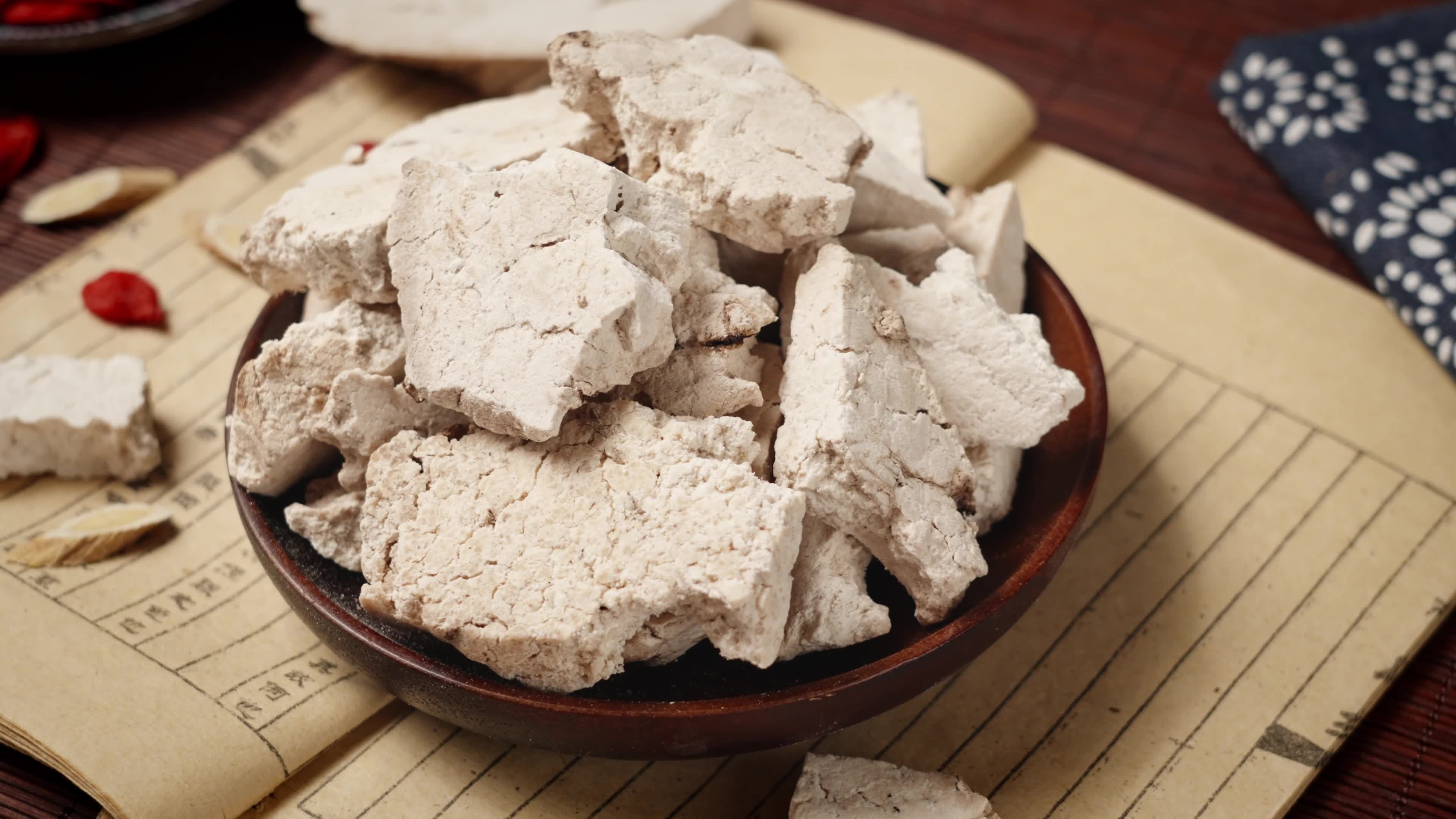 中药材茯苓切片视频素材画面1