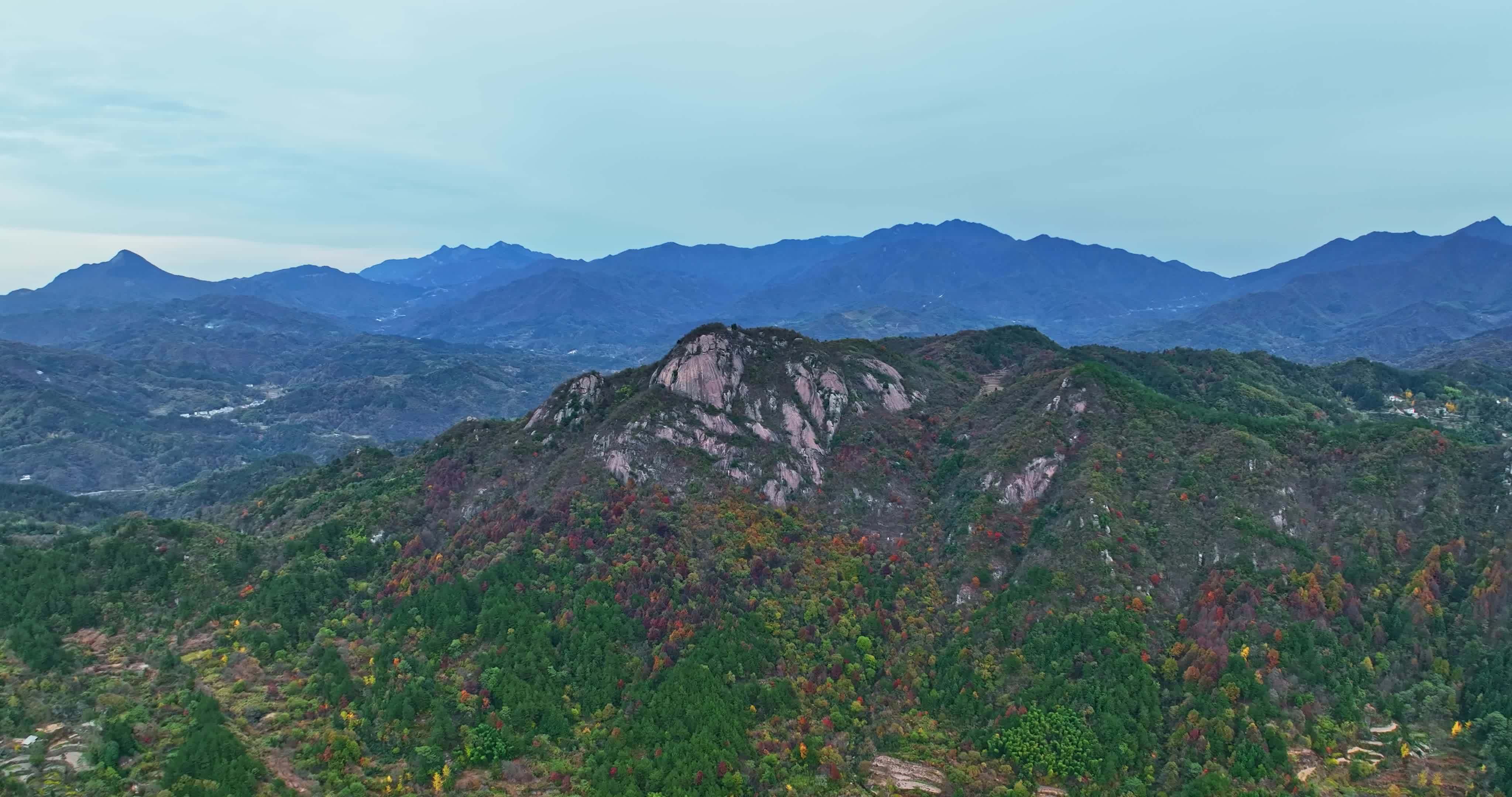 安徽金寨大别山秋天0105视频素材画面3