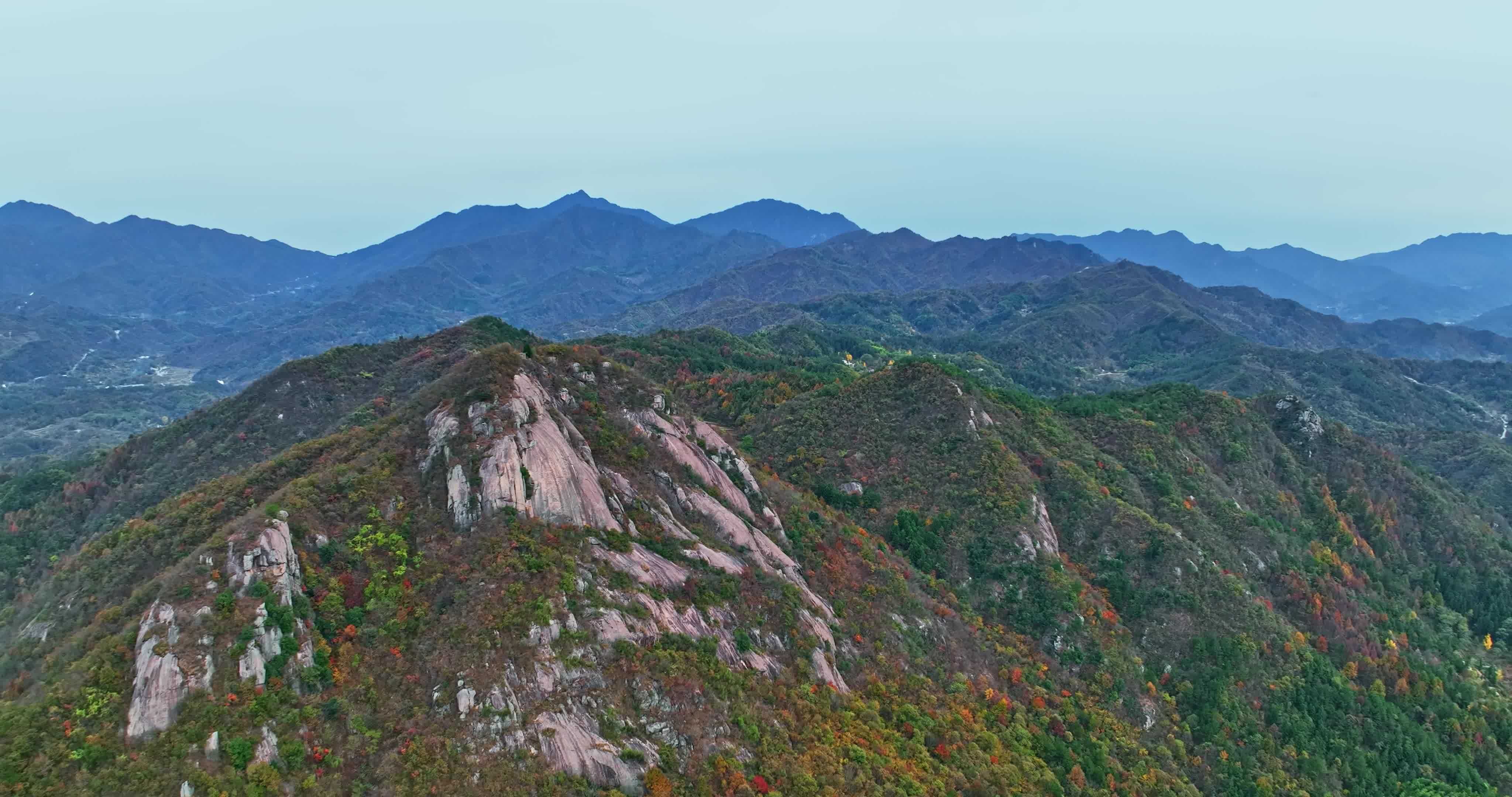 安徽金寨大别山秋天0099视频素材画面2