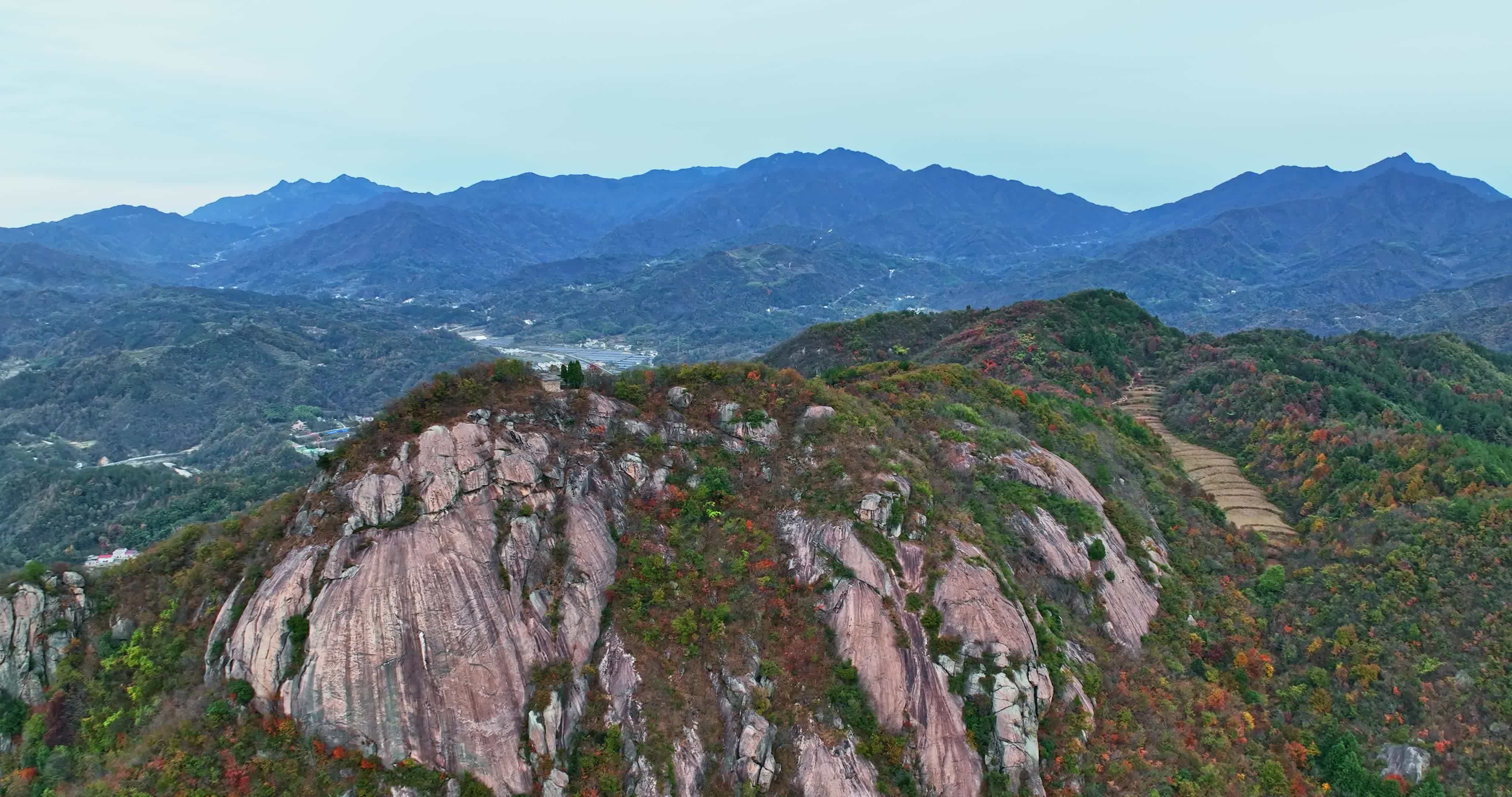 安徽金寨大别山秋天0097视频素材画面1