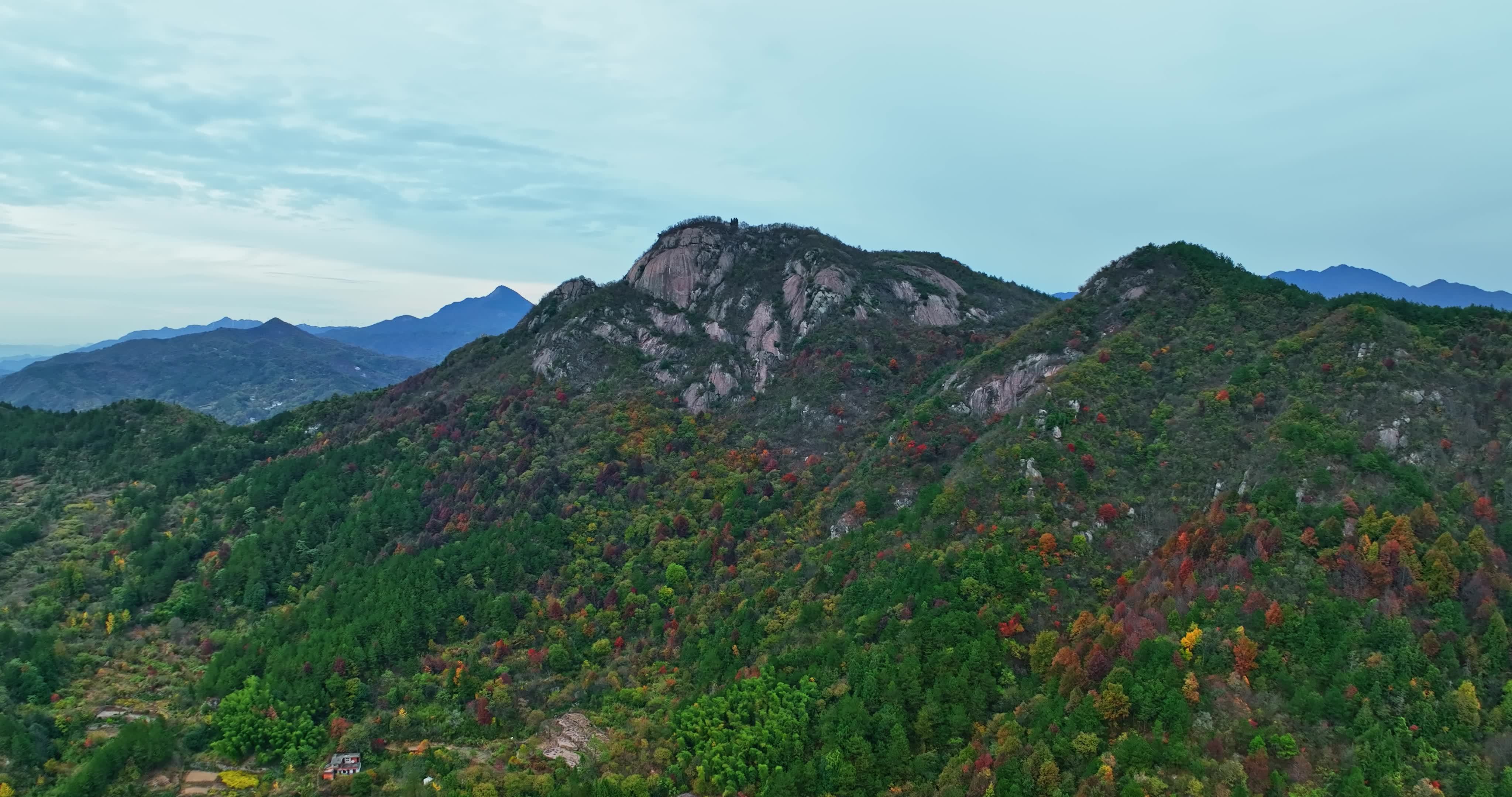 安徽金寨大别山秋天0091视频素材画面1