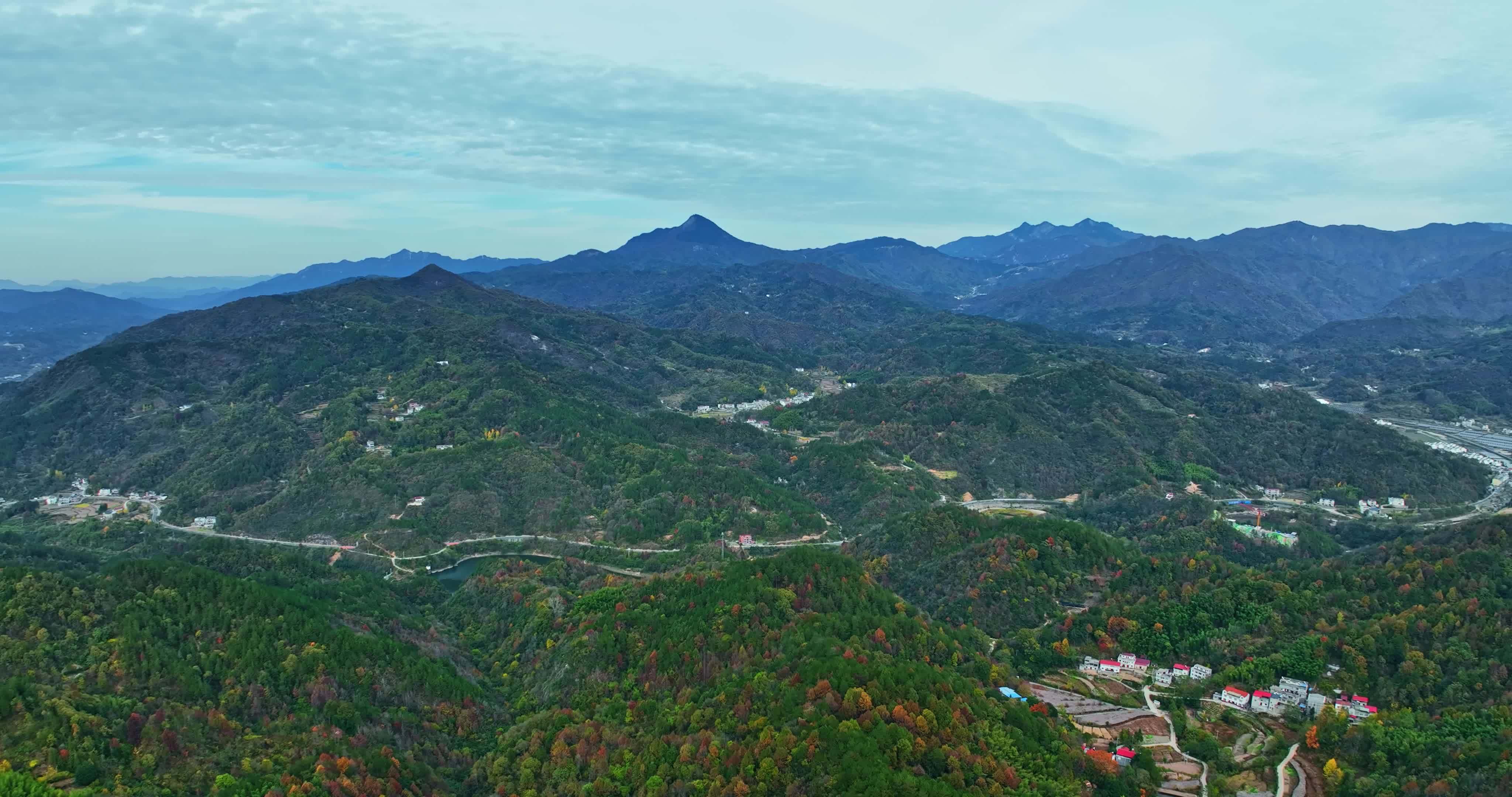 安徽金寨大别山秋天0078视频素材画面4
