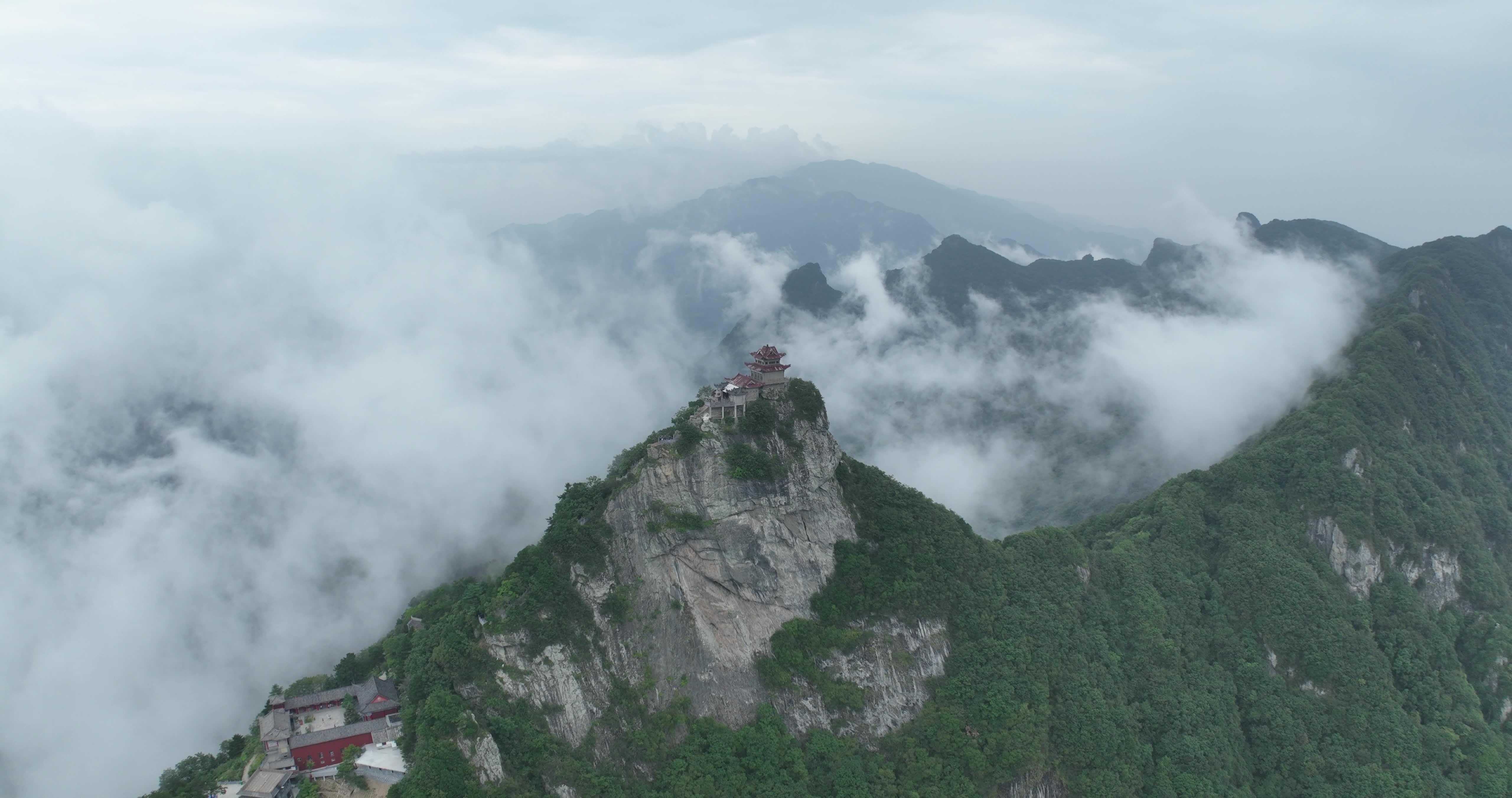 陕西安康紫阳县擂鼓台云海视频素材画面1
