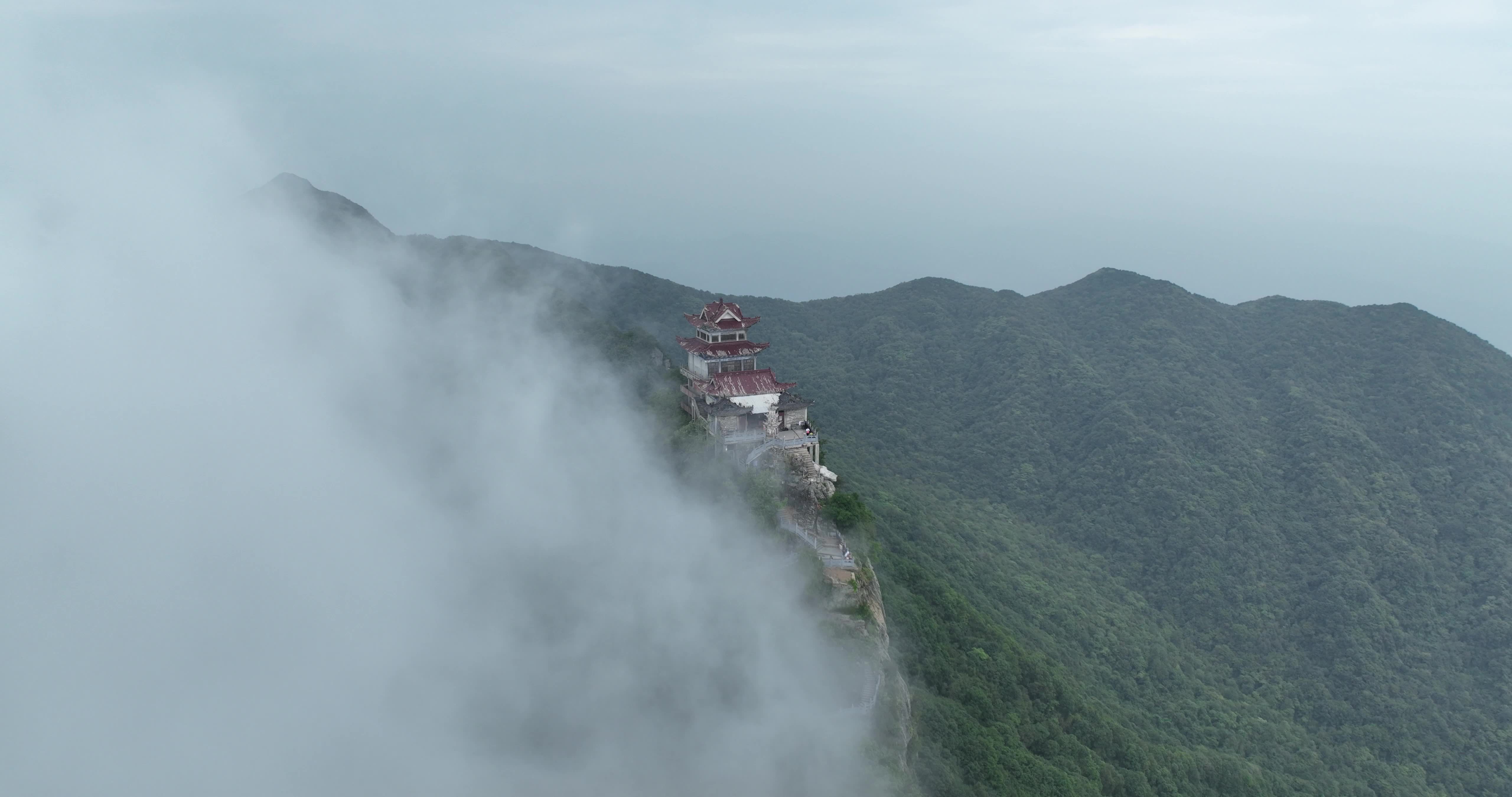 陕西安康紫阳县擂鼓台云海视频素材画面3