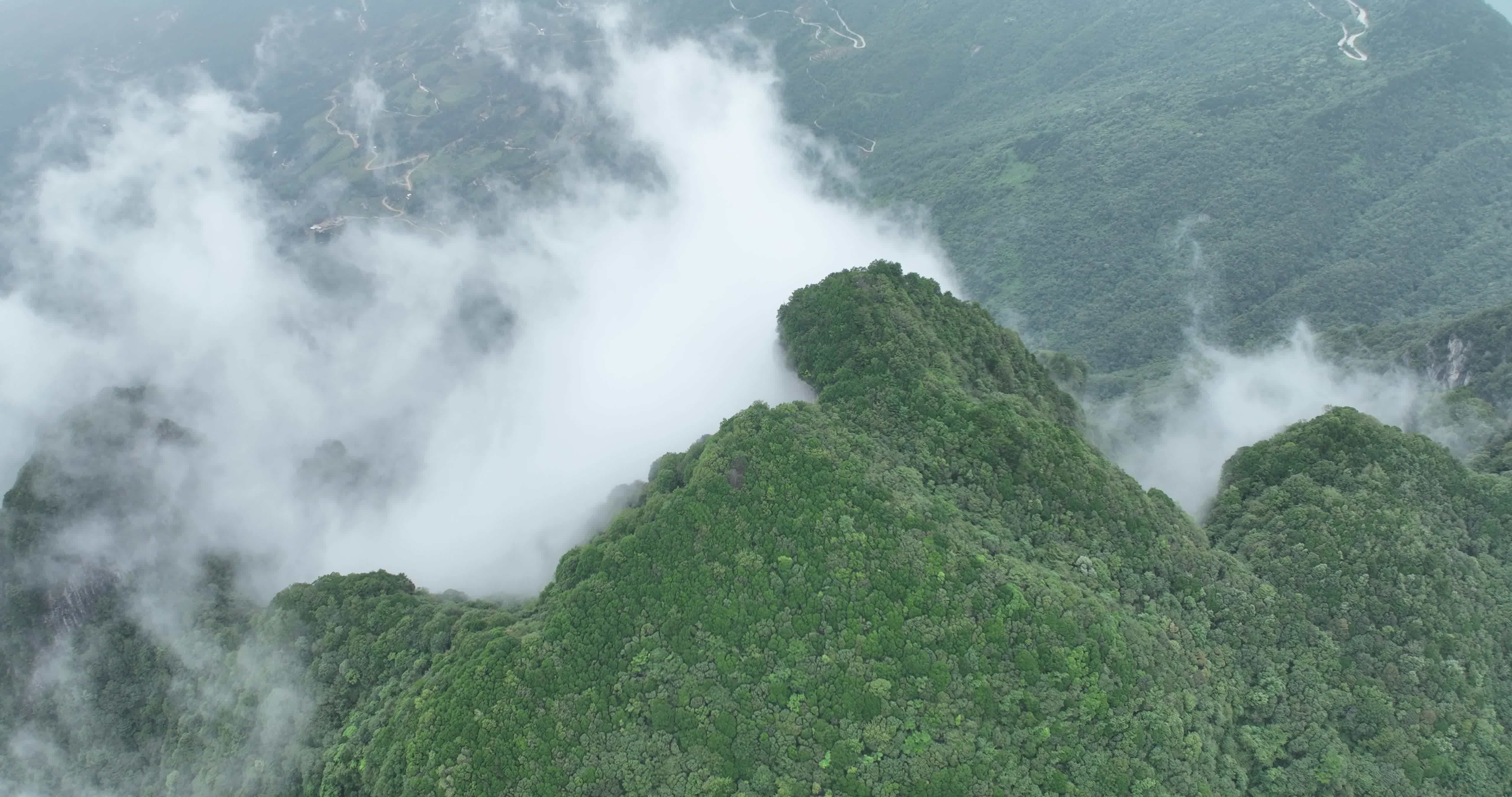 陕西安康紫阳县擂鼓台云海视频素材画面3