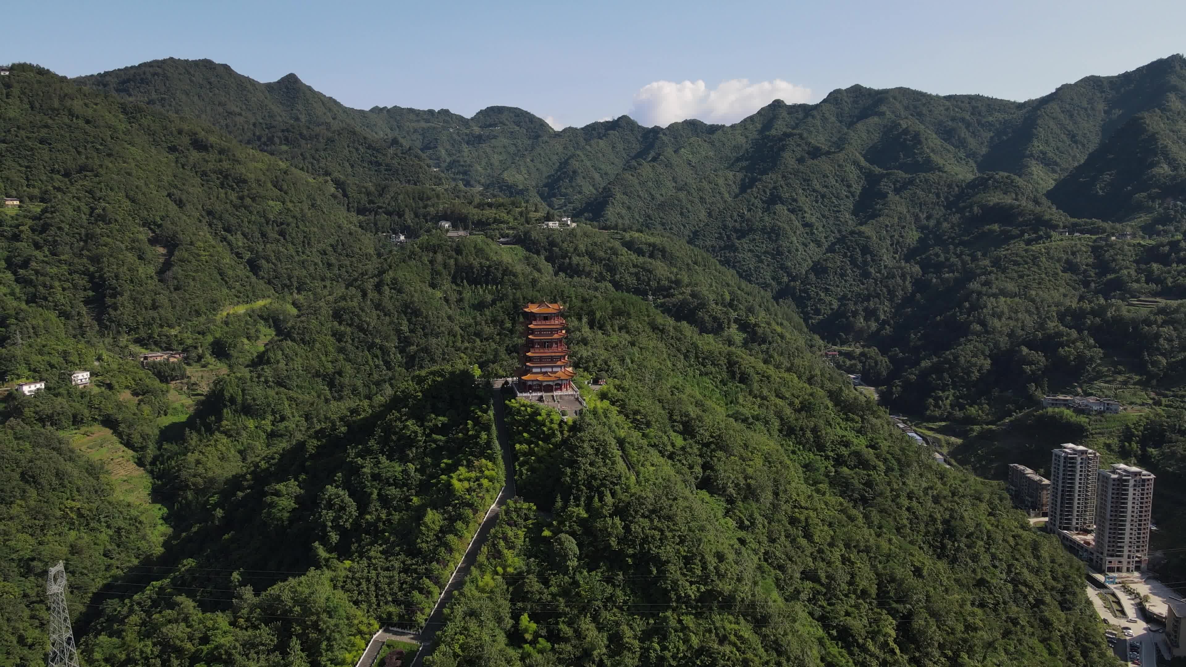 4K 航拍 紫阳县视频素材画面4