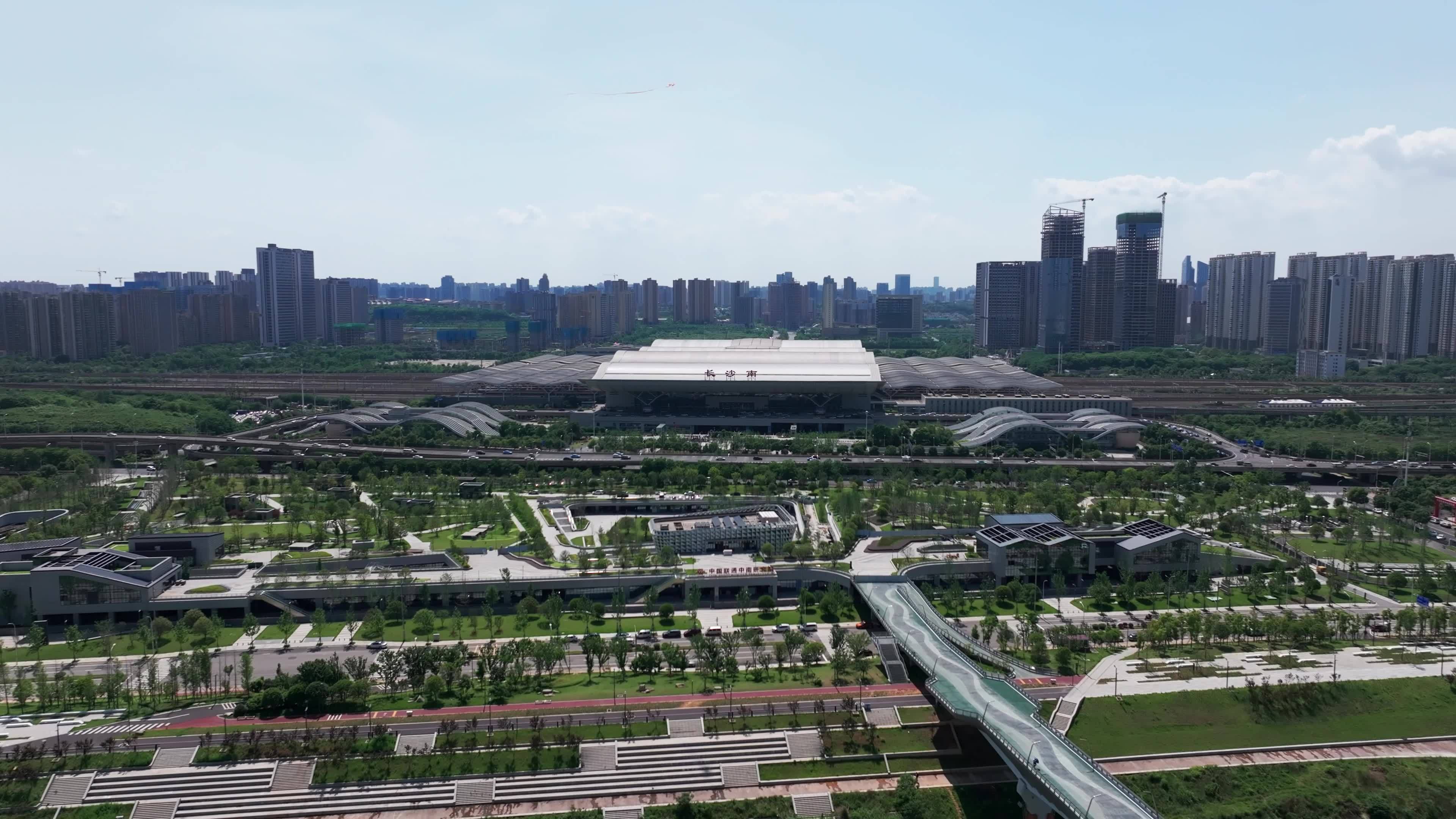 长沙南站站台特写视频素材画面3