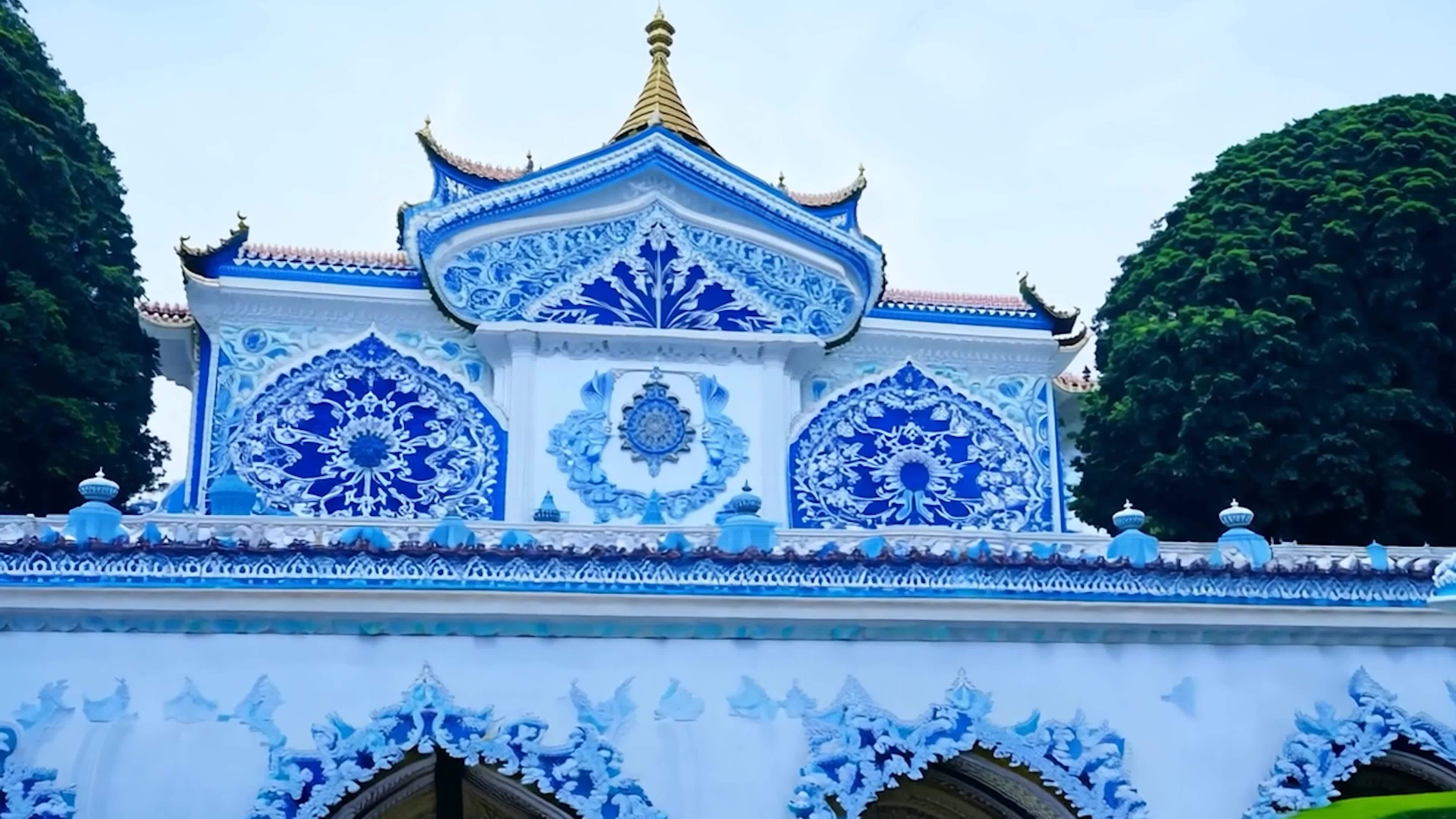 青花瓷建筑艺术之美视频素材画面1