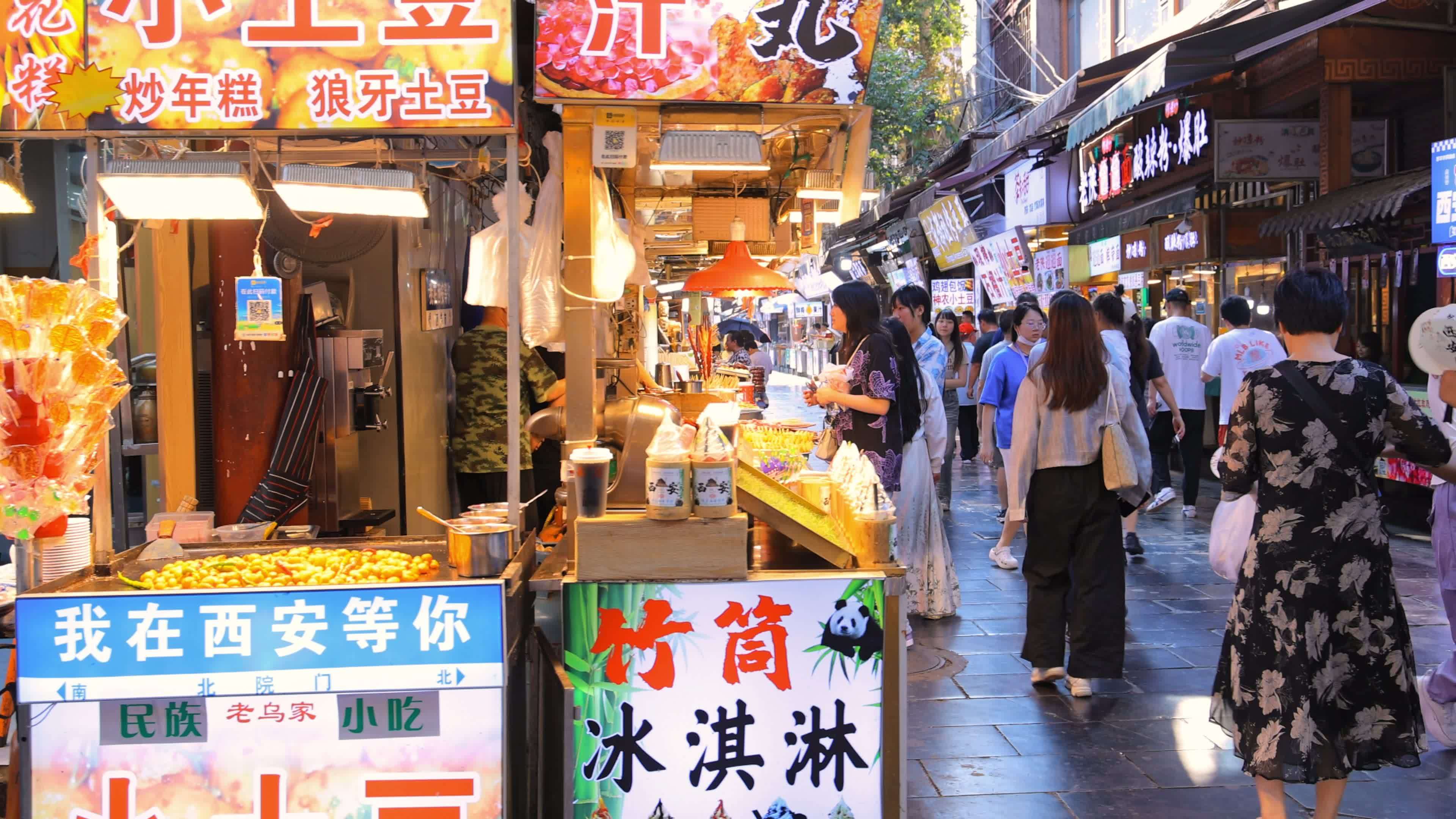 回民街街景视频素材画面2