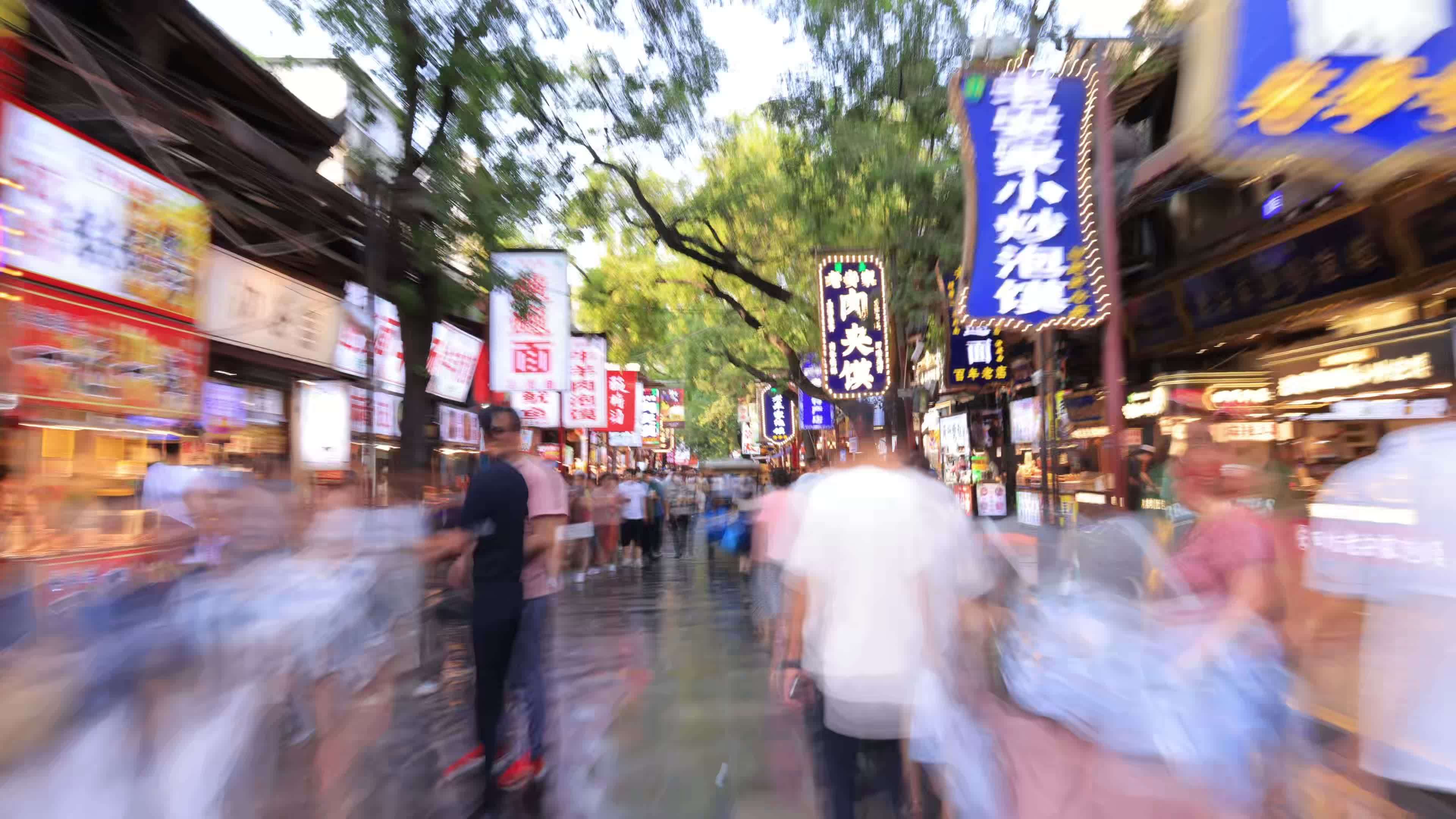 回民街大范围移动延时视频素材画面4