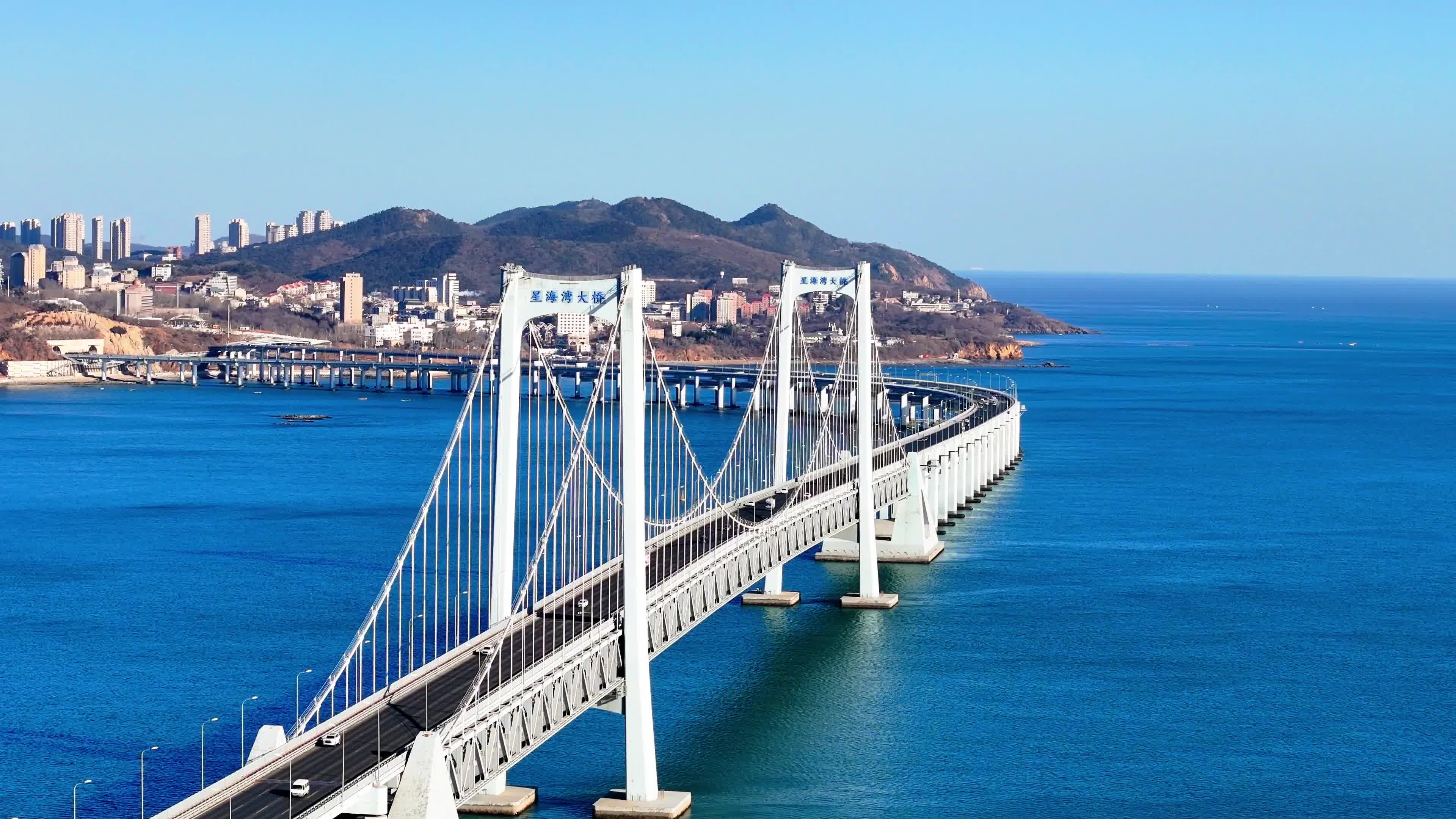 大连星海湾大桥航拍实景视频素材画面3