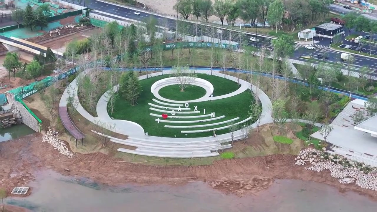 山东济南历城区彩虹湖公园航拍视频素材画面3
