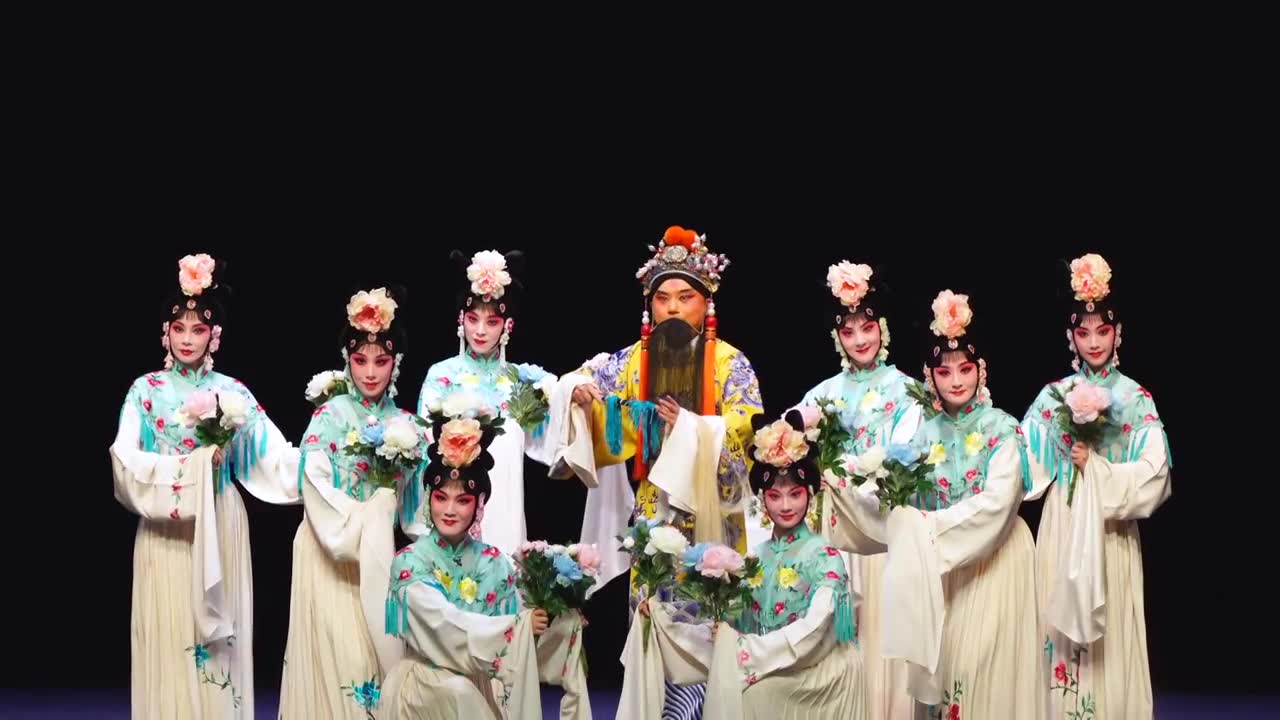 中国传统非遗戏曲昆曲牡丹亭游园惊梦视频素材画面1