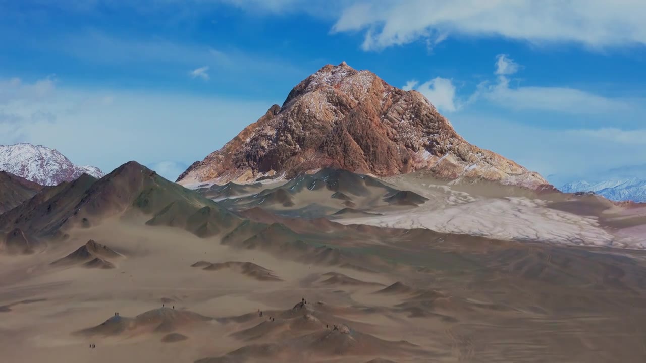 青海黑独山胭脂山自然风光航拍视频素材画面1