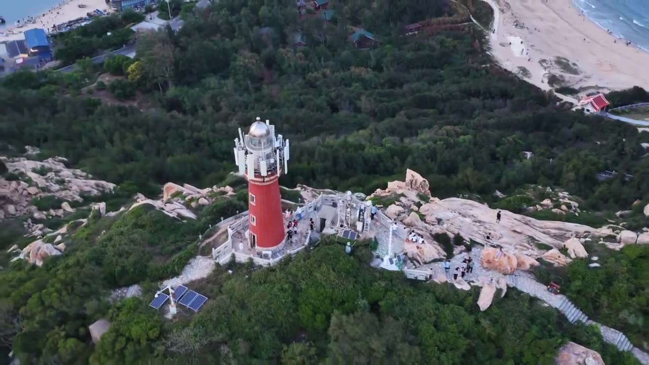 航拍福建莆田市湄洲岛妈祖文化旅游区鹅尾神石园风光视频素材画面1