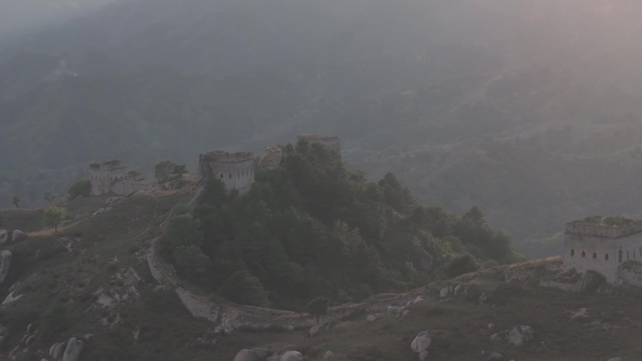 河北保定涞源县的长城视频素材画面4