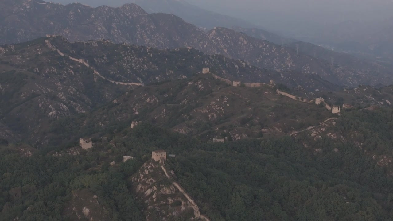 河北保定涞源县的长城视频素材画面1