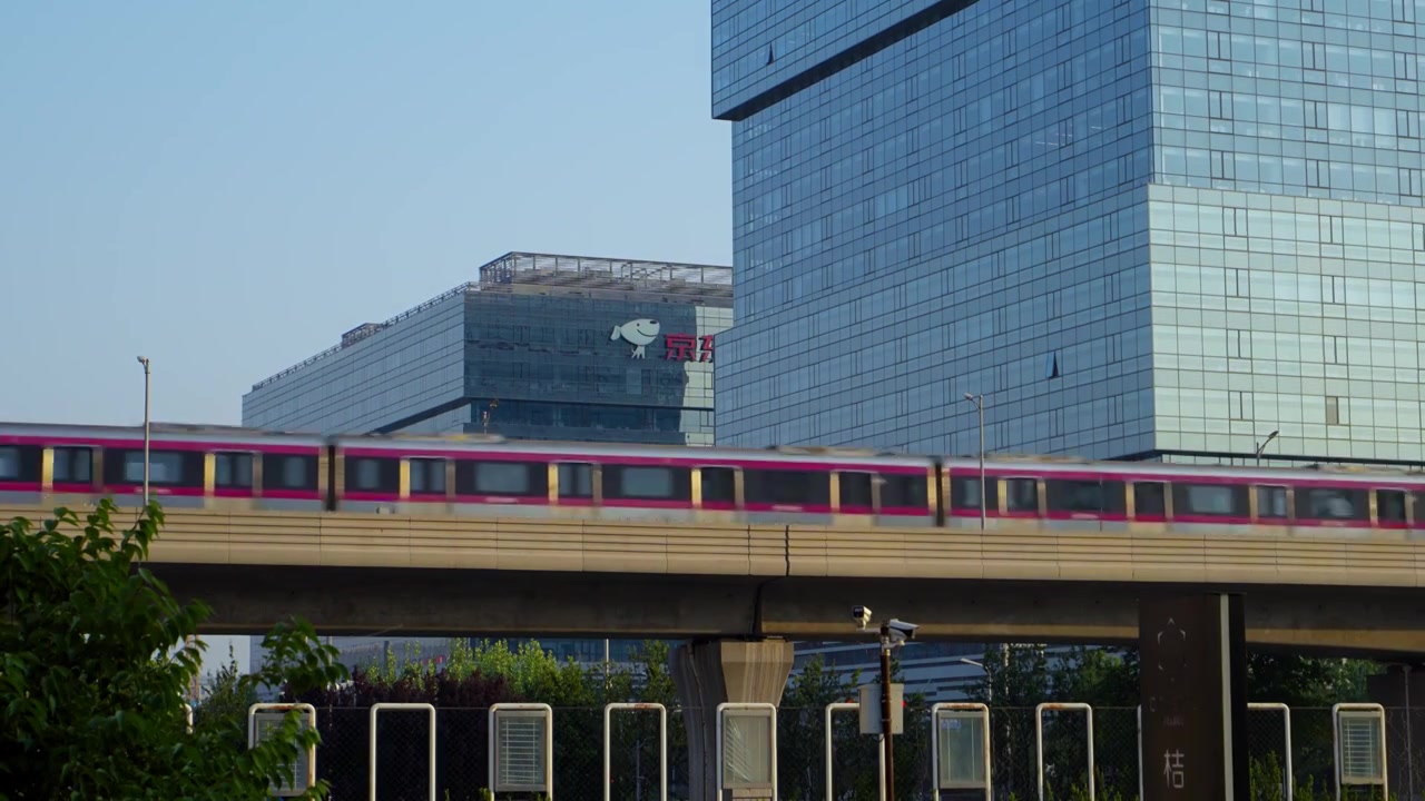 亦庄线地铁京东视频素材画面4