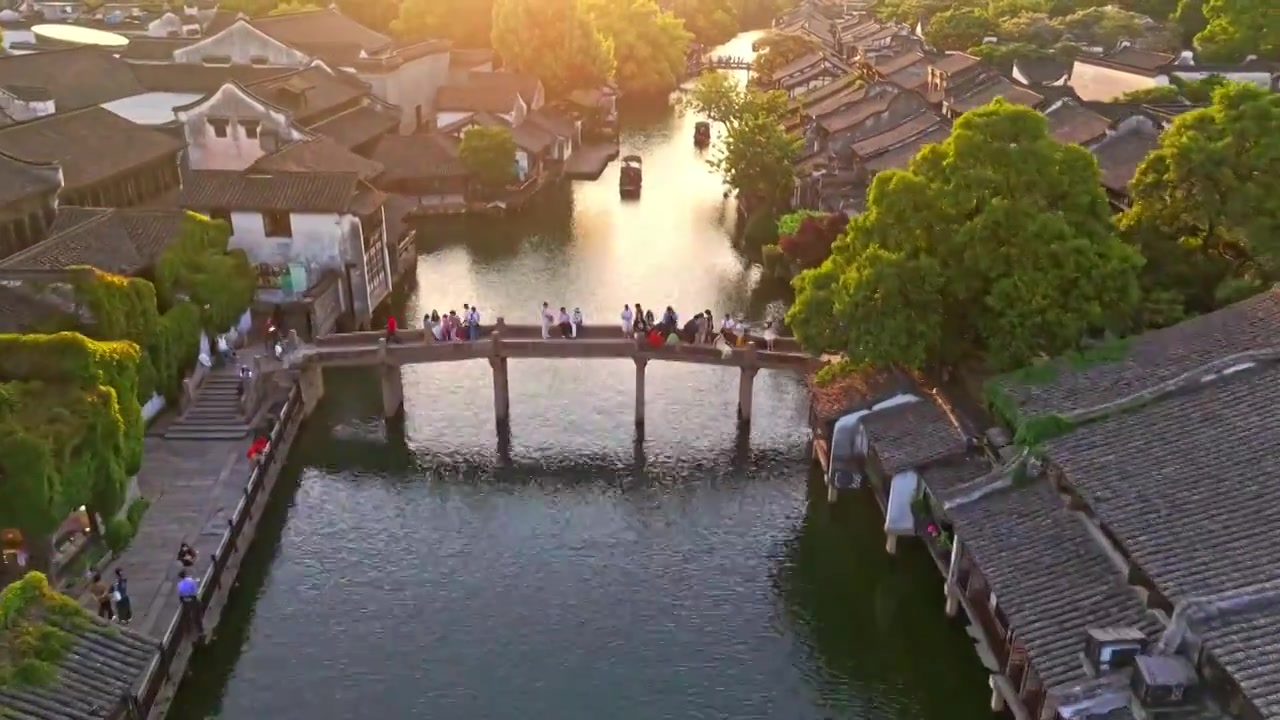 乌镇西栅航拍视频素材画面3