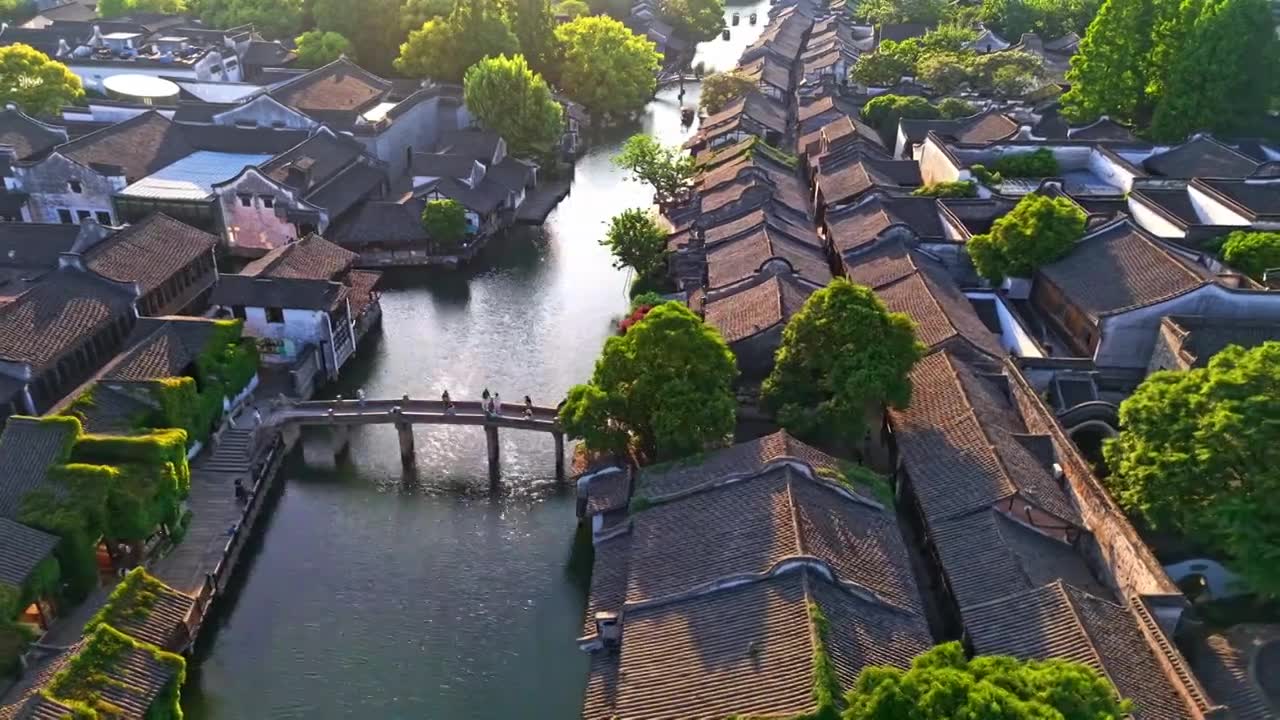 乌镇西栅航拍视频素材画面1
