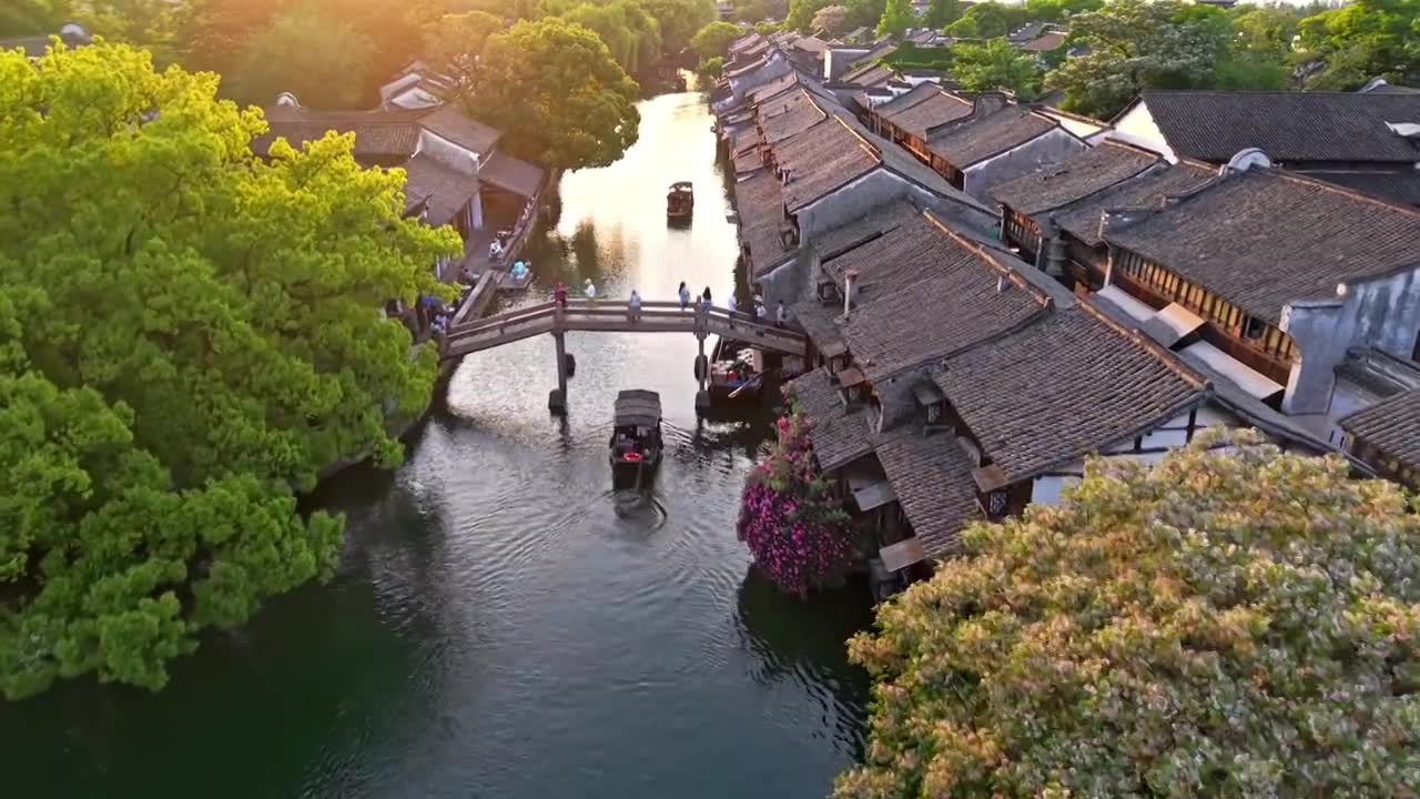 乌镇西栅航拍视频素材画面1