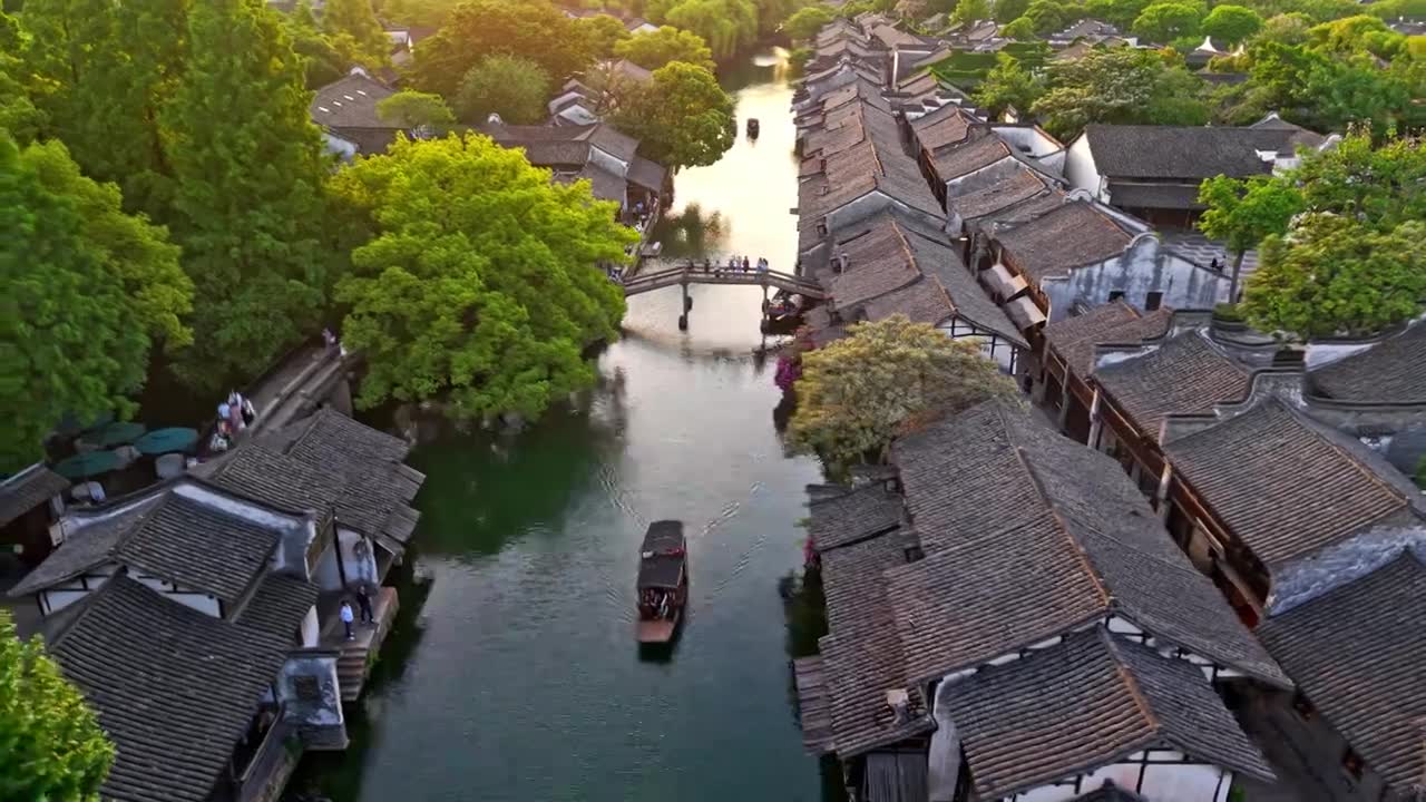 乌镇西栅航拍视频素材画面1