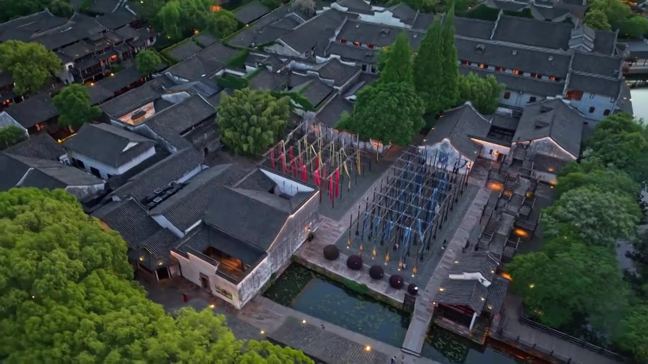 乌镇西栅夜景航拍视频素材画面1