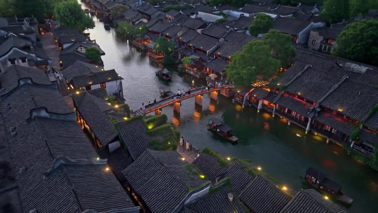 乌镇西栅夜景航拍视频素材画面3