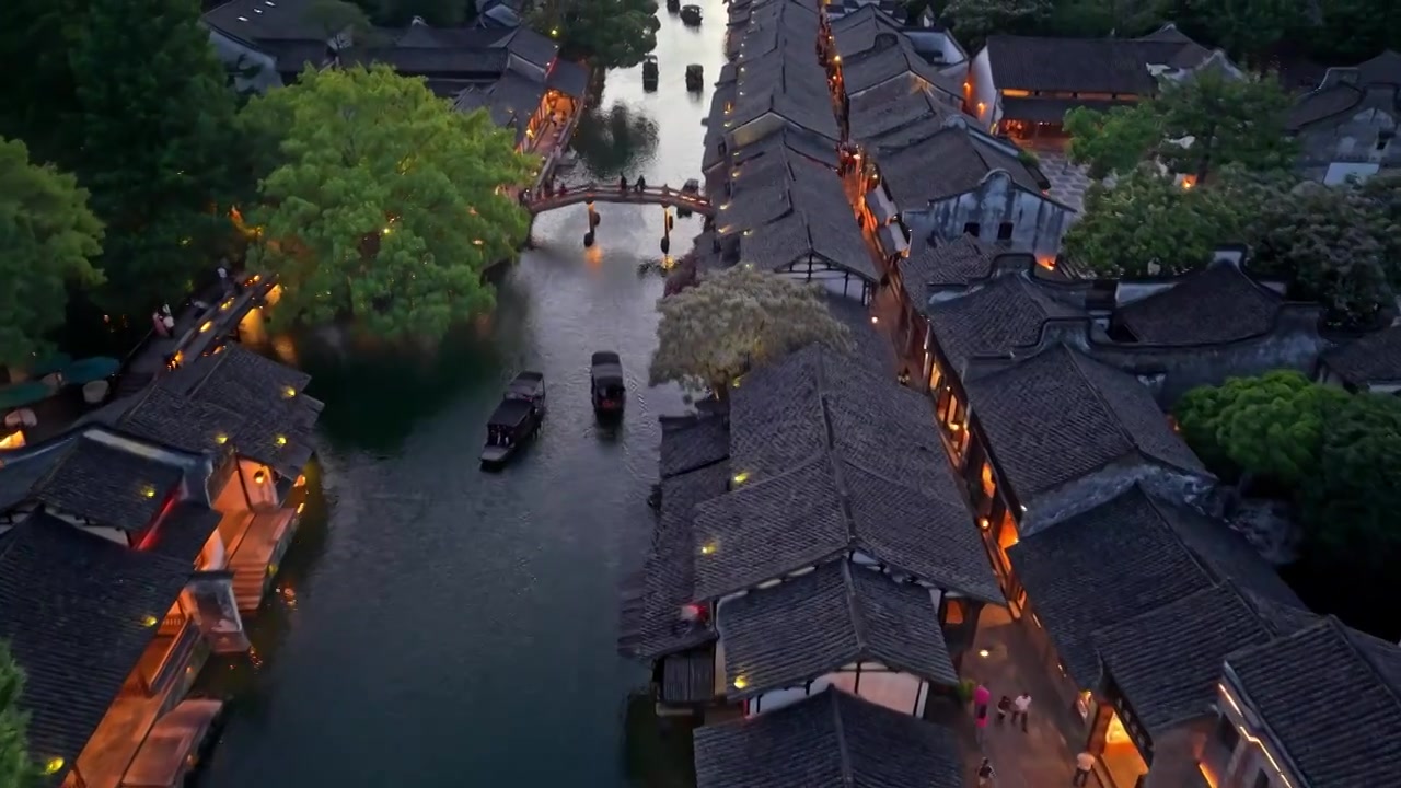 乌镇西栅夜景航拍视频素材画面3