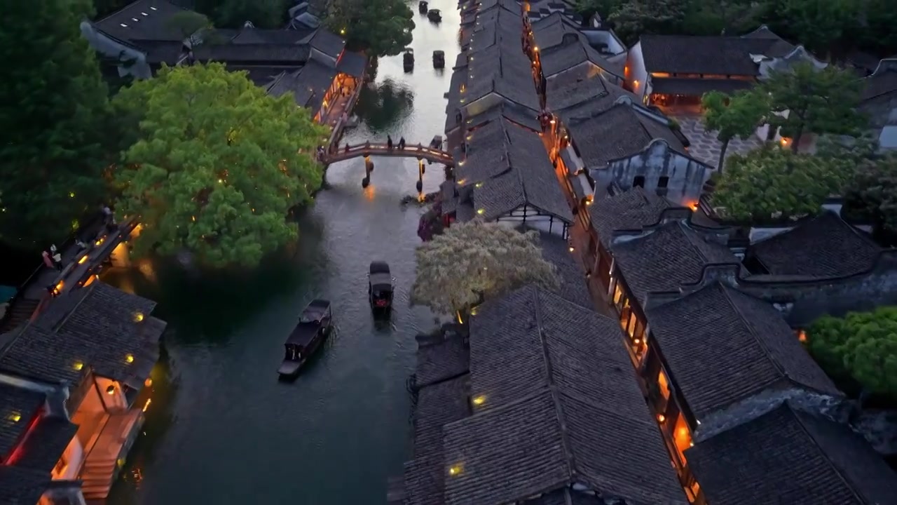 乌镇西栅夜景航拍视频素材画面4