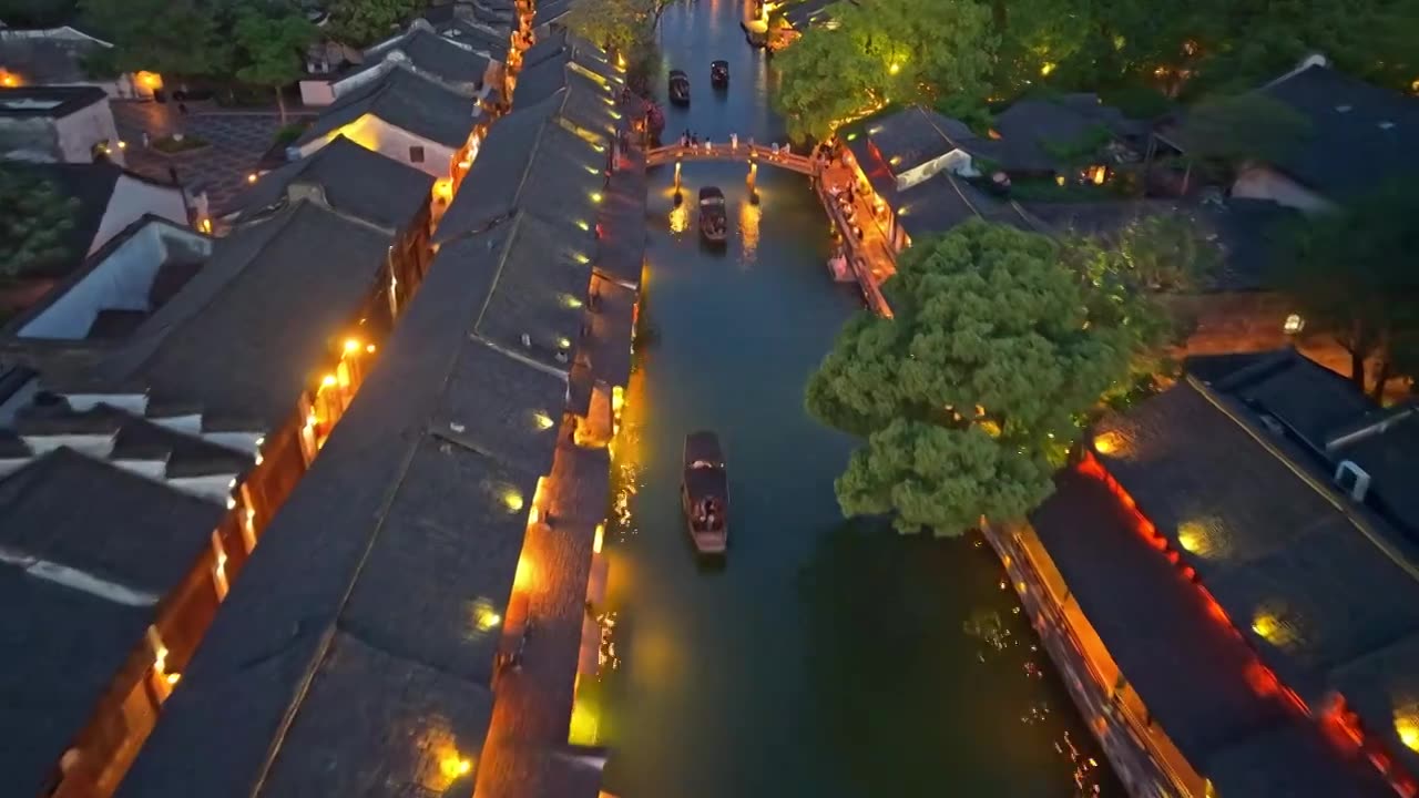 乌镇西栅夜景航拍视频素材画面1