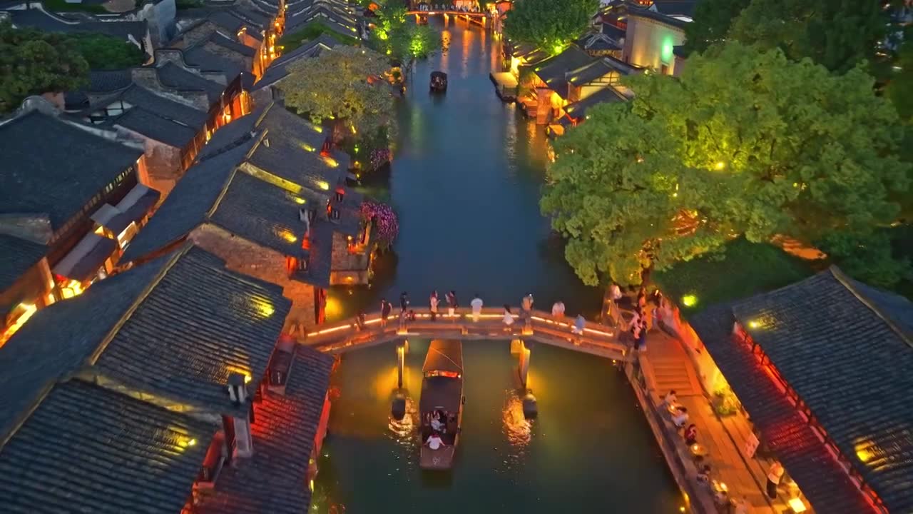 乌镇西栅夜景航拍视频素材画面1