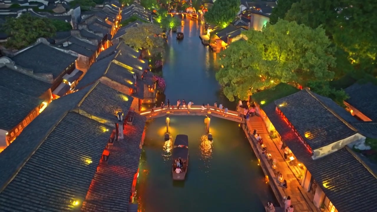 乌镇西栅夜景航拍视频素材画面4