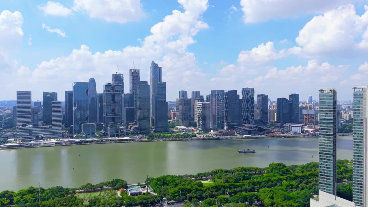 广州琶洲CBD航拍视频素材画面1