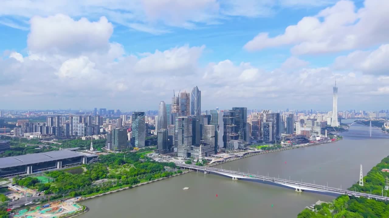 广州琶洲CBD航拍视频素材画面1