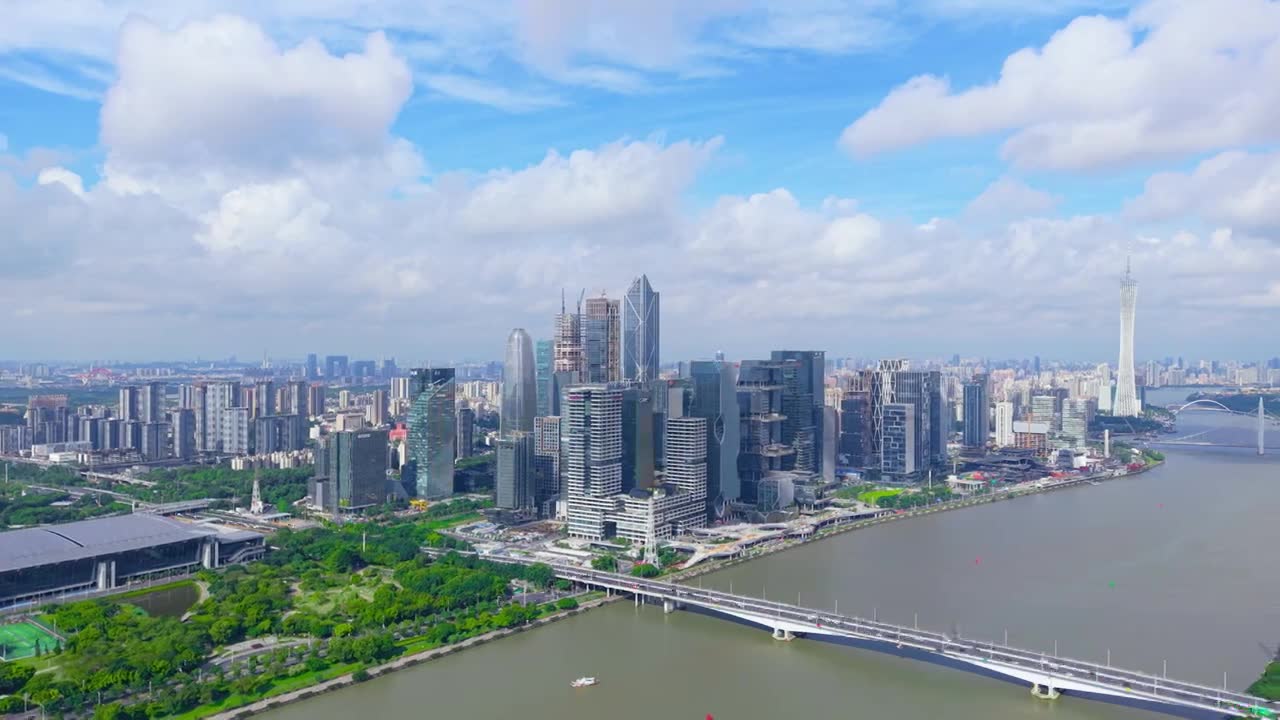 广州琶洲CBD航拍视频素材画面1