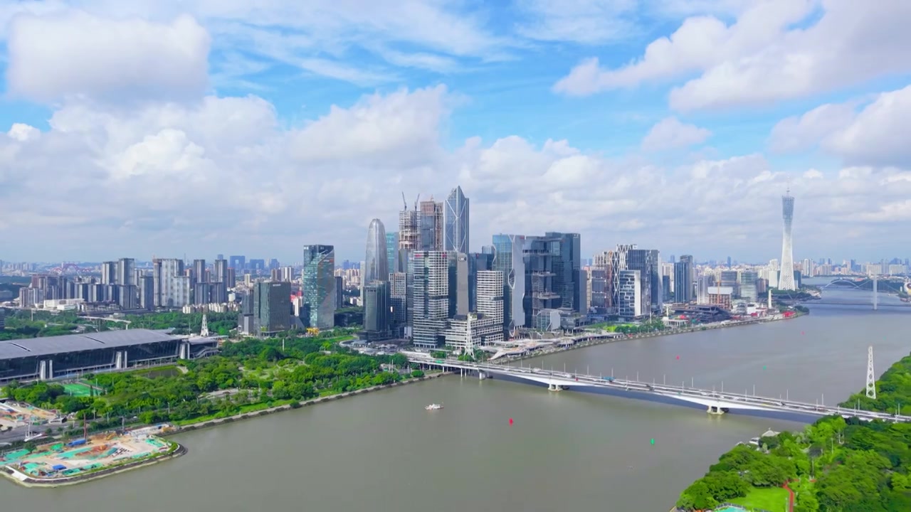 广州琶洲CBD航拍视频素材画面4