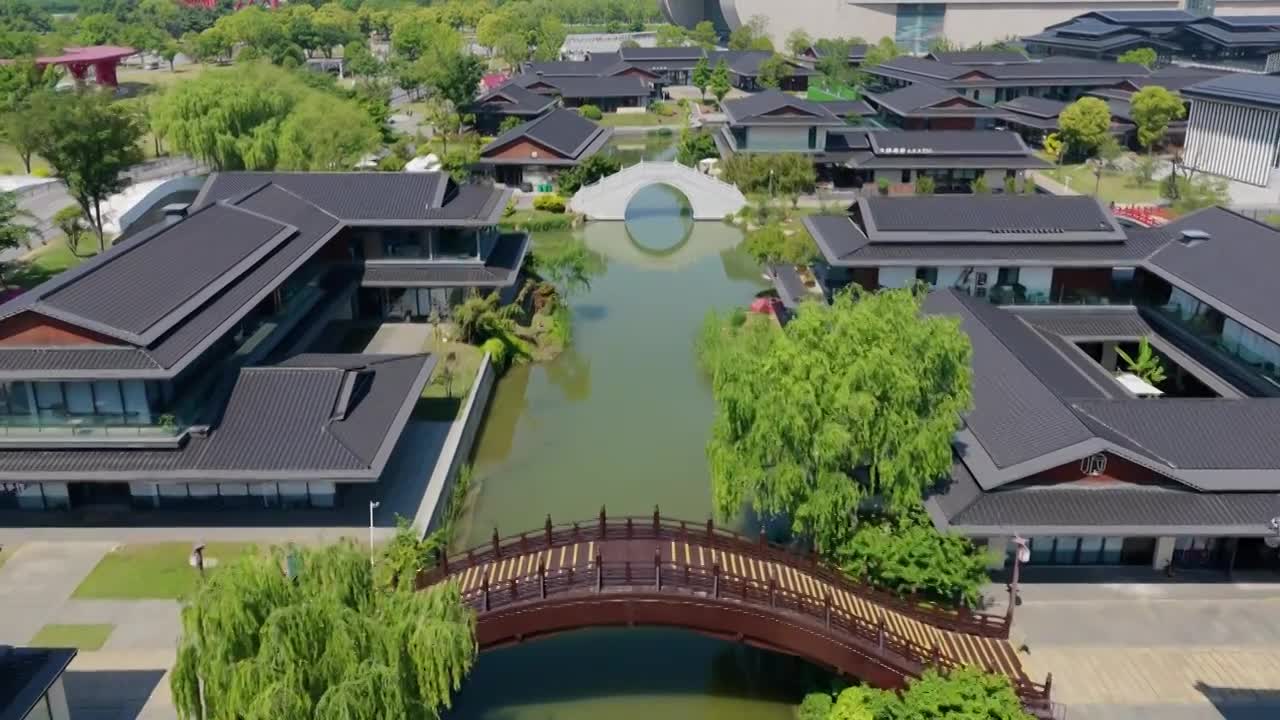 扬州日出地标航拍合集视频素材画面4