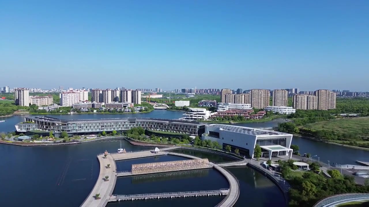 JW万豪酒店，上海之鱼景区，无人机航拍画面，上海市奉贤区，奉贤新城视频素材画面4