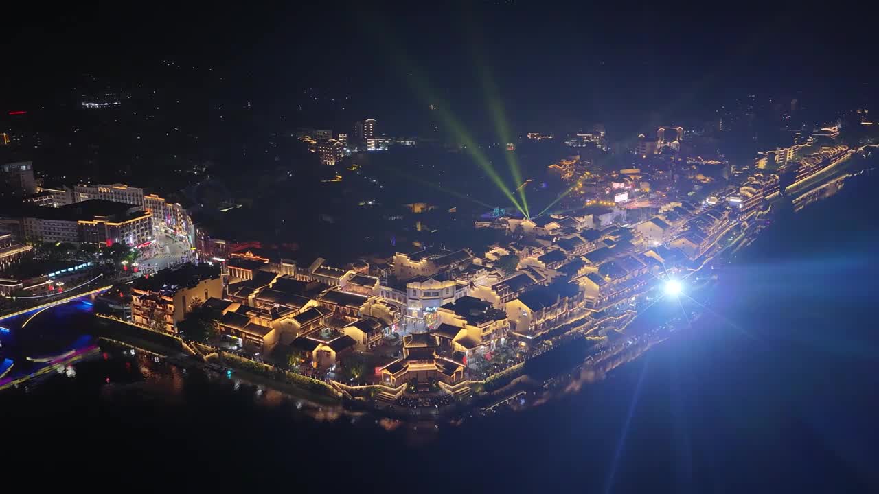 4K航拍怀化市洪江区洪江古商城夜景视频素材画面1