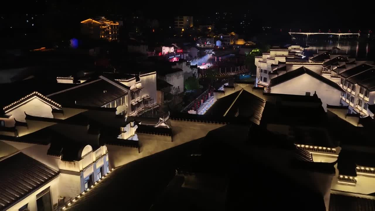 4K航拍怀化市洪江区洪江古商城夜景视频素材画面4